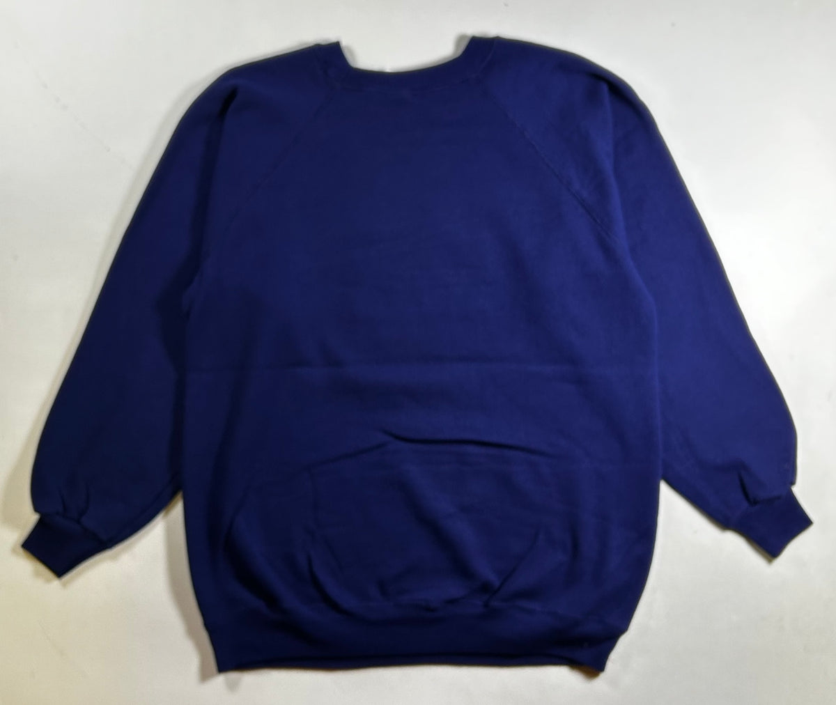 Vintage Waikiki Beach Hawaii Embroidered Graphic Raglan Crewneck  Sweatshirt 90s Hanes M/L 22x28.5 Inches