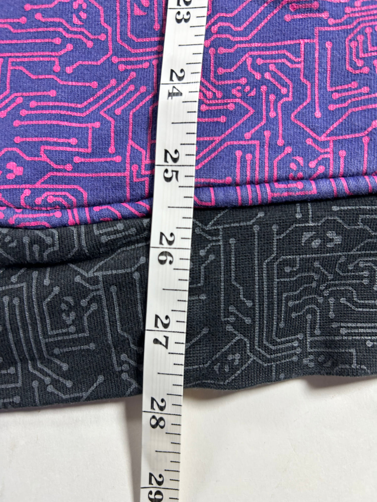 Vintage Thirty Two Snowboarding Brand Hoodie Zip Sweatshirt Y2K Abstract Large 24.25x27.75 Inches