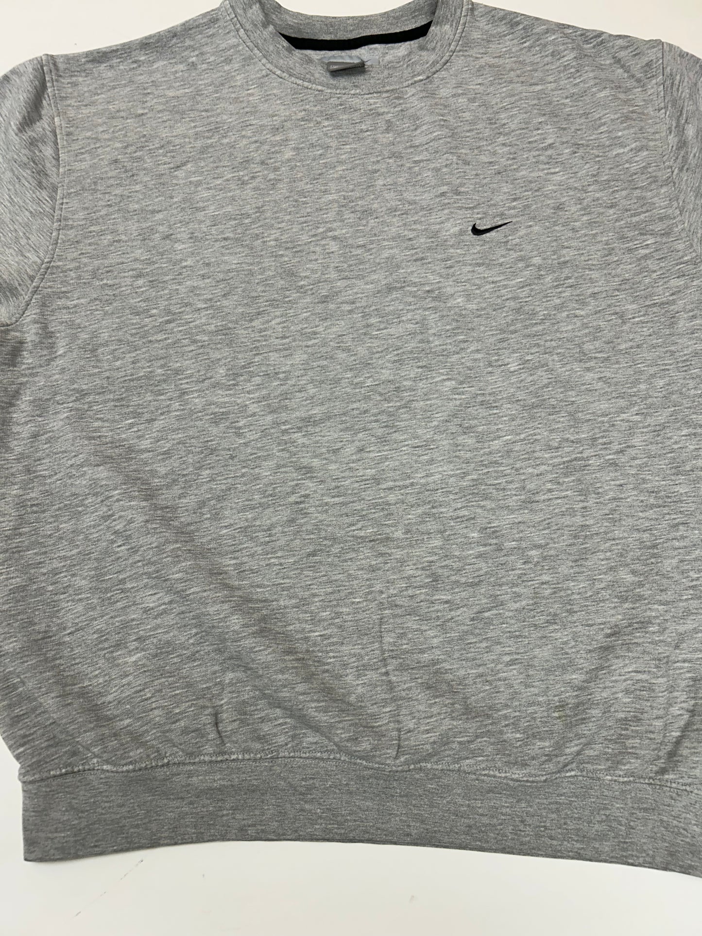 Vintage 00s Nike Swoosh Embroidered Chest Logo Essential Crewneck Sweatshirt 2XL/XL Fit 27.5x29.75 Has Small Flaw On Side As Is