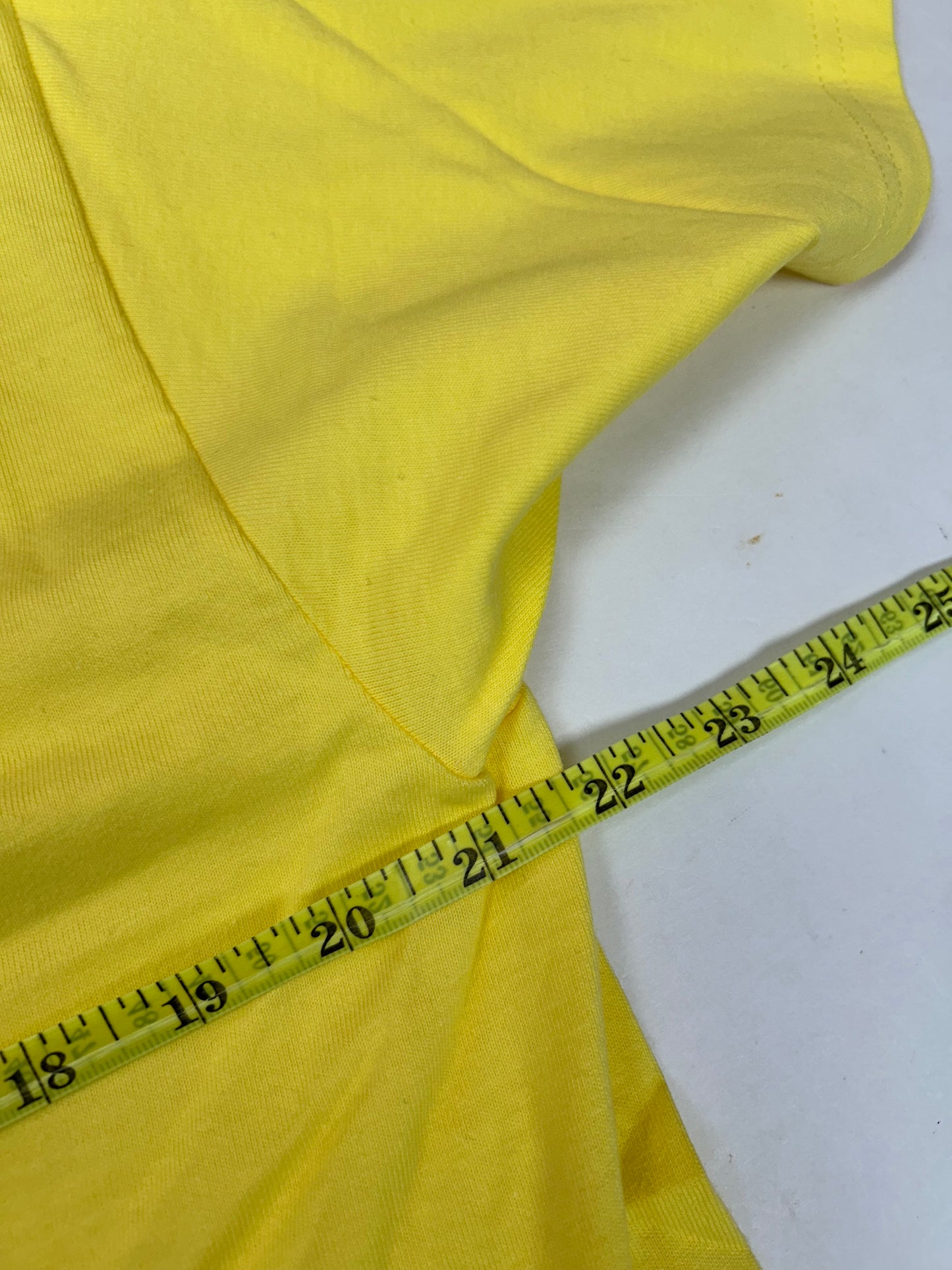 Vintage L’Oréal Kids Because We’re Worth It, Too! Soap Promo Shark Tee Yellow Large 21.5x29 Inches