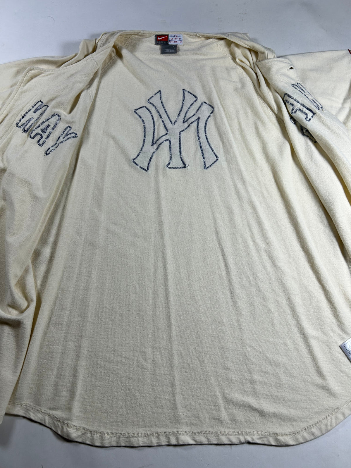Vintage 2000s Nike Team New York Yankees Baseball Jersey Blank Cream L/XL 25x32.5 Inches