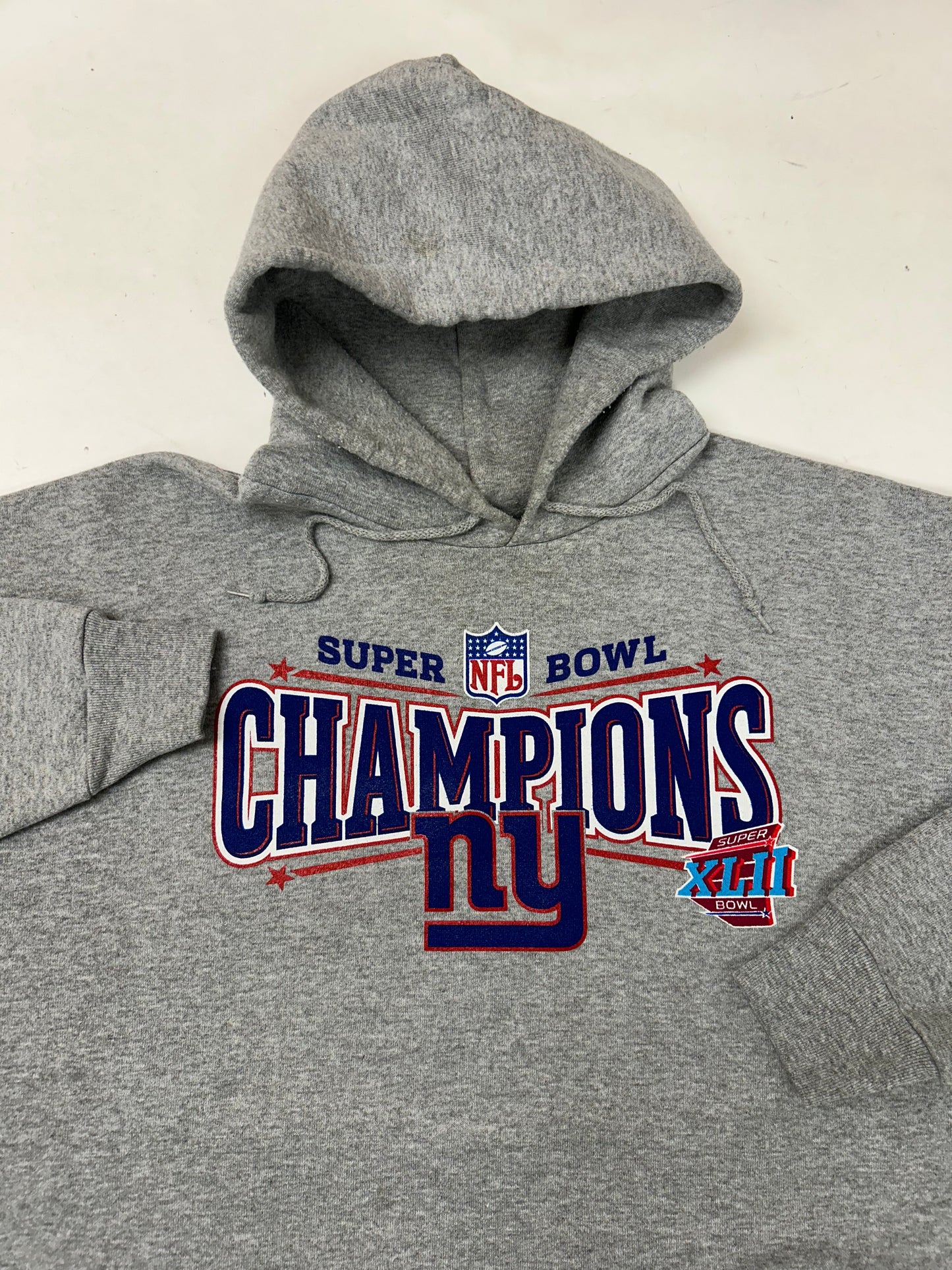 NFL Super Bowl XLII Champion New York Giants Hooded Sweatshirt 2XL/XL Fit 30x30.5 Inches