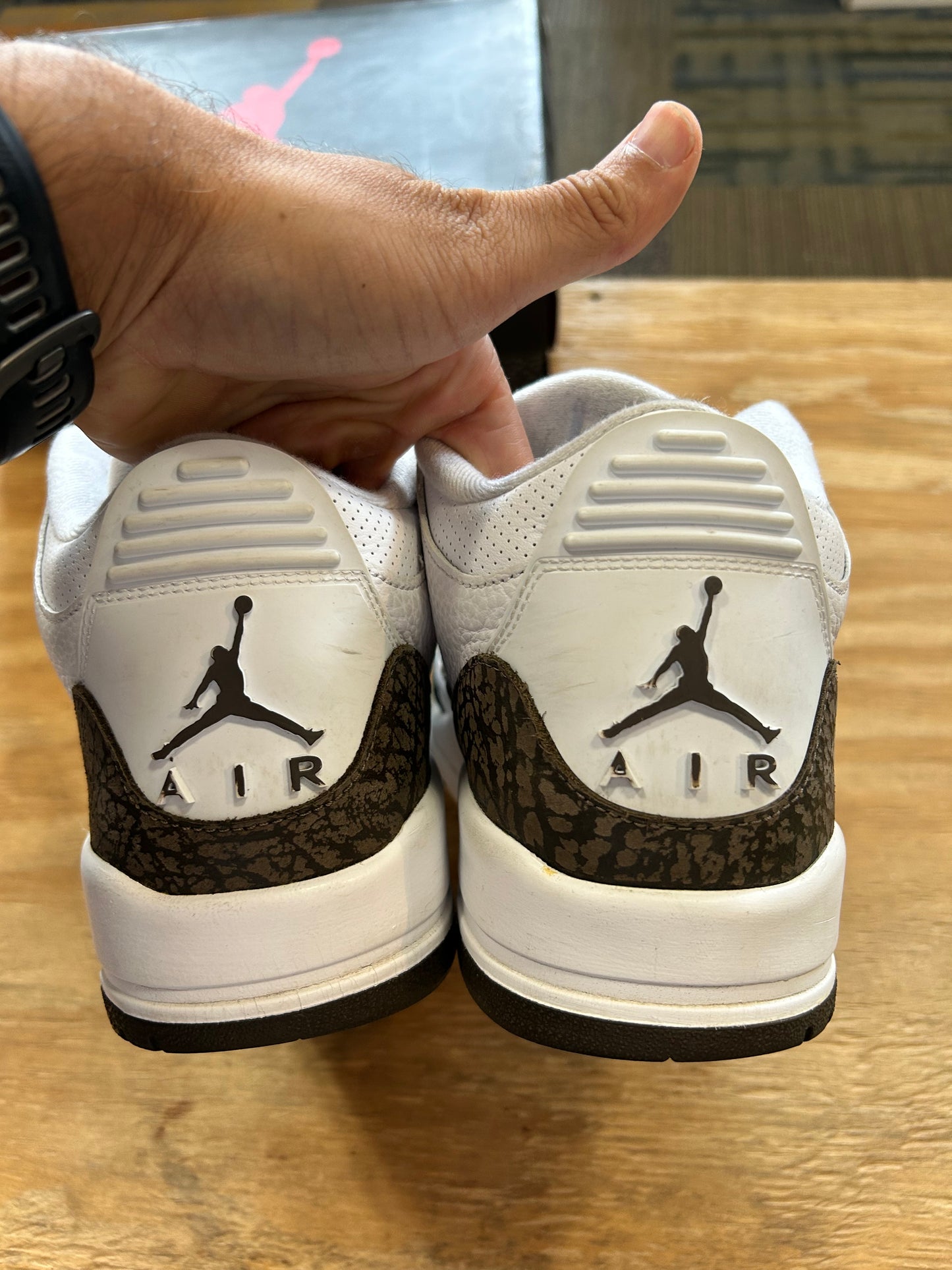 Air Jordan 3 Retro 2018 Mocha Size 10 With Box Used As Is Nike [136064 122]