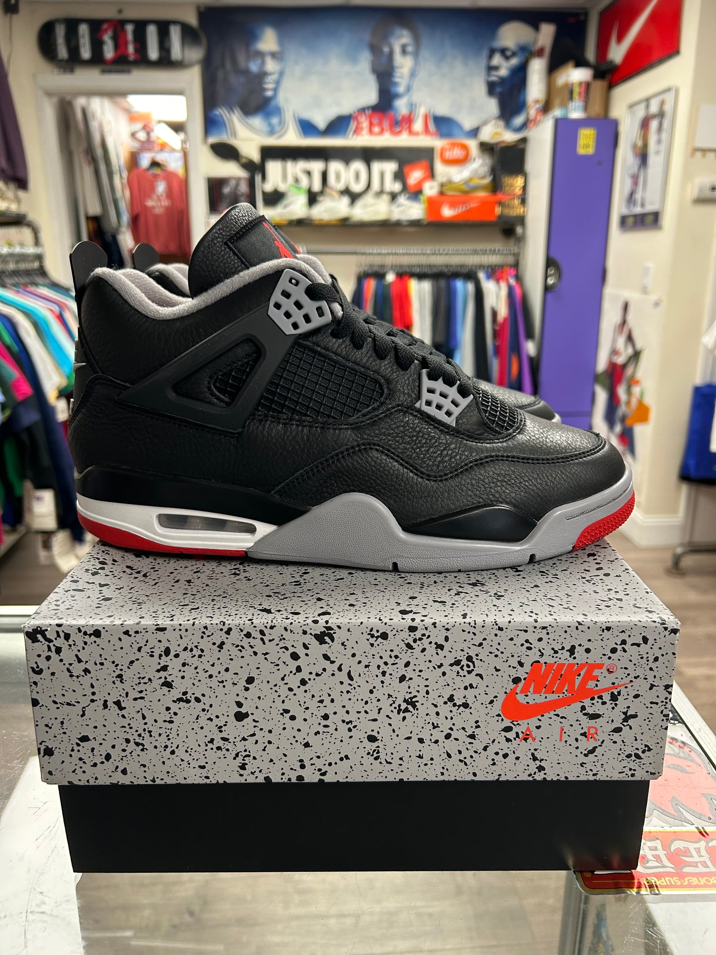 2024 Nike Air Jordan 4 Retro Bred Reimagined Size 10 FV5029 006 DS Brand New