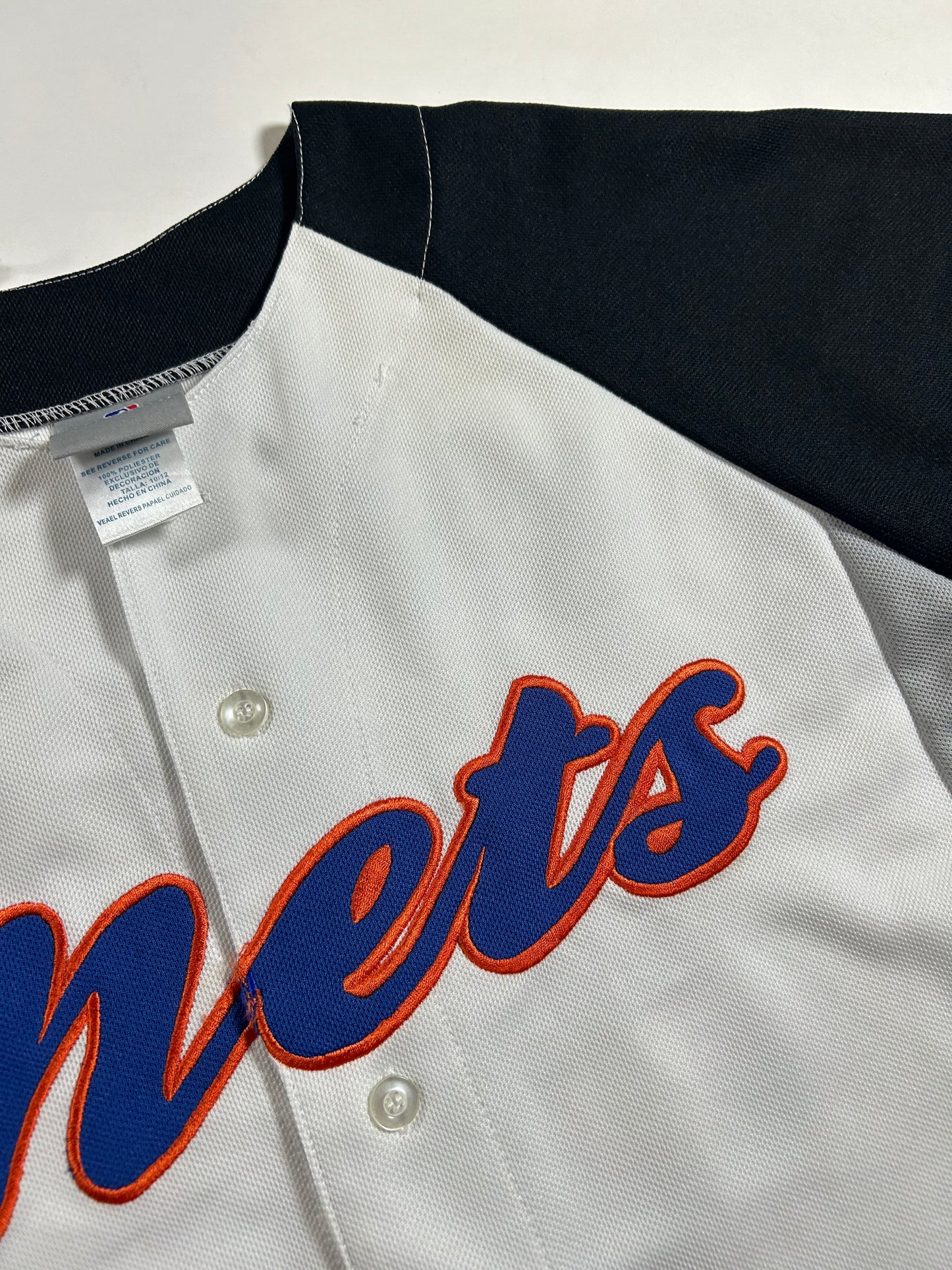 New York Mets Johan Santana Youth Medium 10/12 18.5x25 Inches Jersey Genuine MLB Merchandise