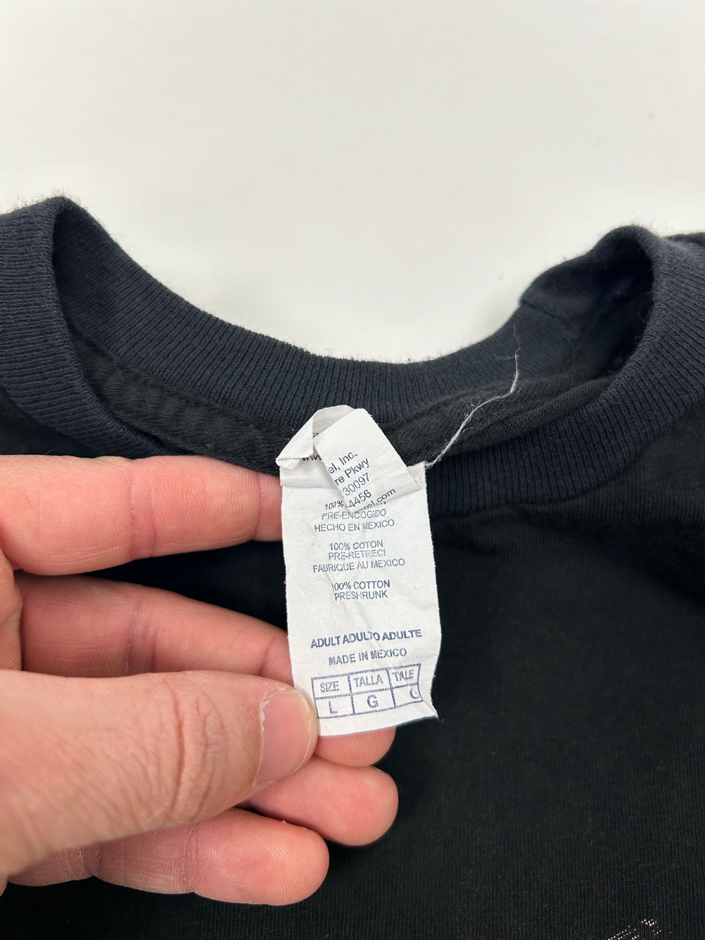 2014 Jay-Z & Beyoncé On The Run Tour Rap Parking Lot Tee Large 21.25x28.25 Inches