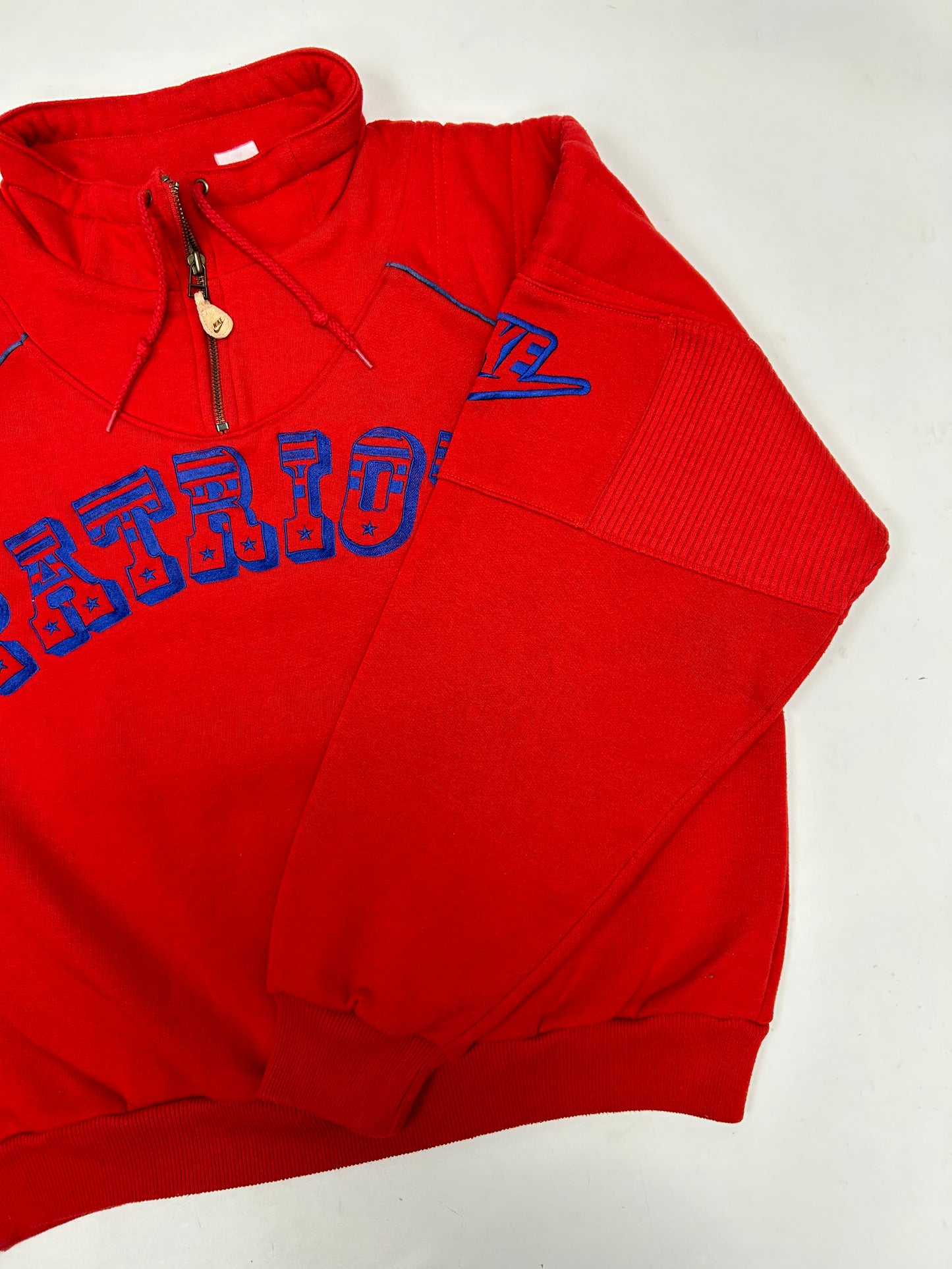 Vintage New England Patriots NFL Nike 1/4 Zip Pullover Sweatshirt Tagged Medium 24.5x25 Inches 80s