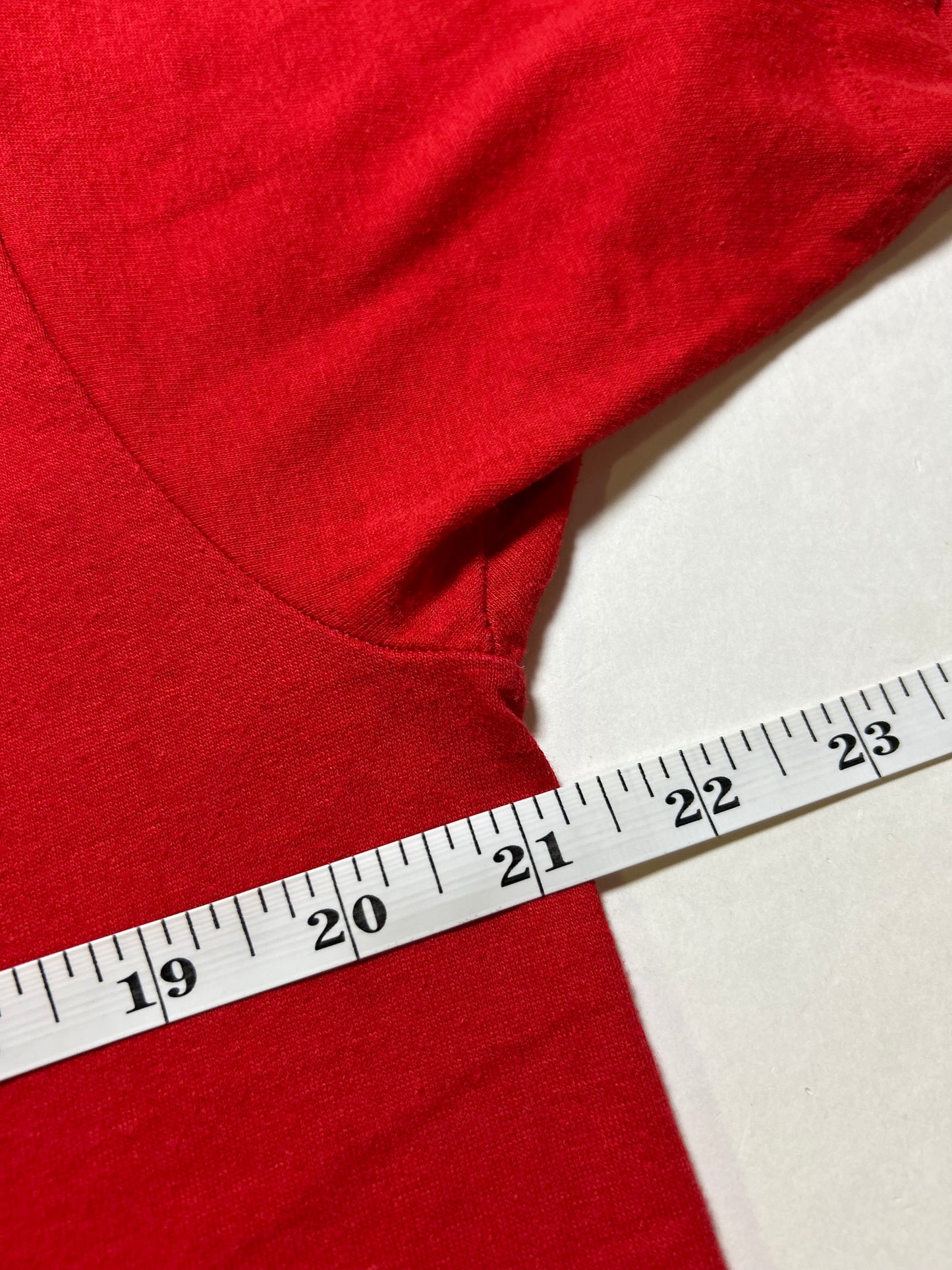 Vintage 80s Screen Stars I Believe In Santa Claus Christmas Tee Large/Medium Fit 21.25x29 Inches