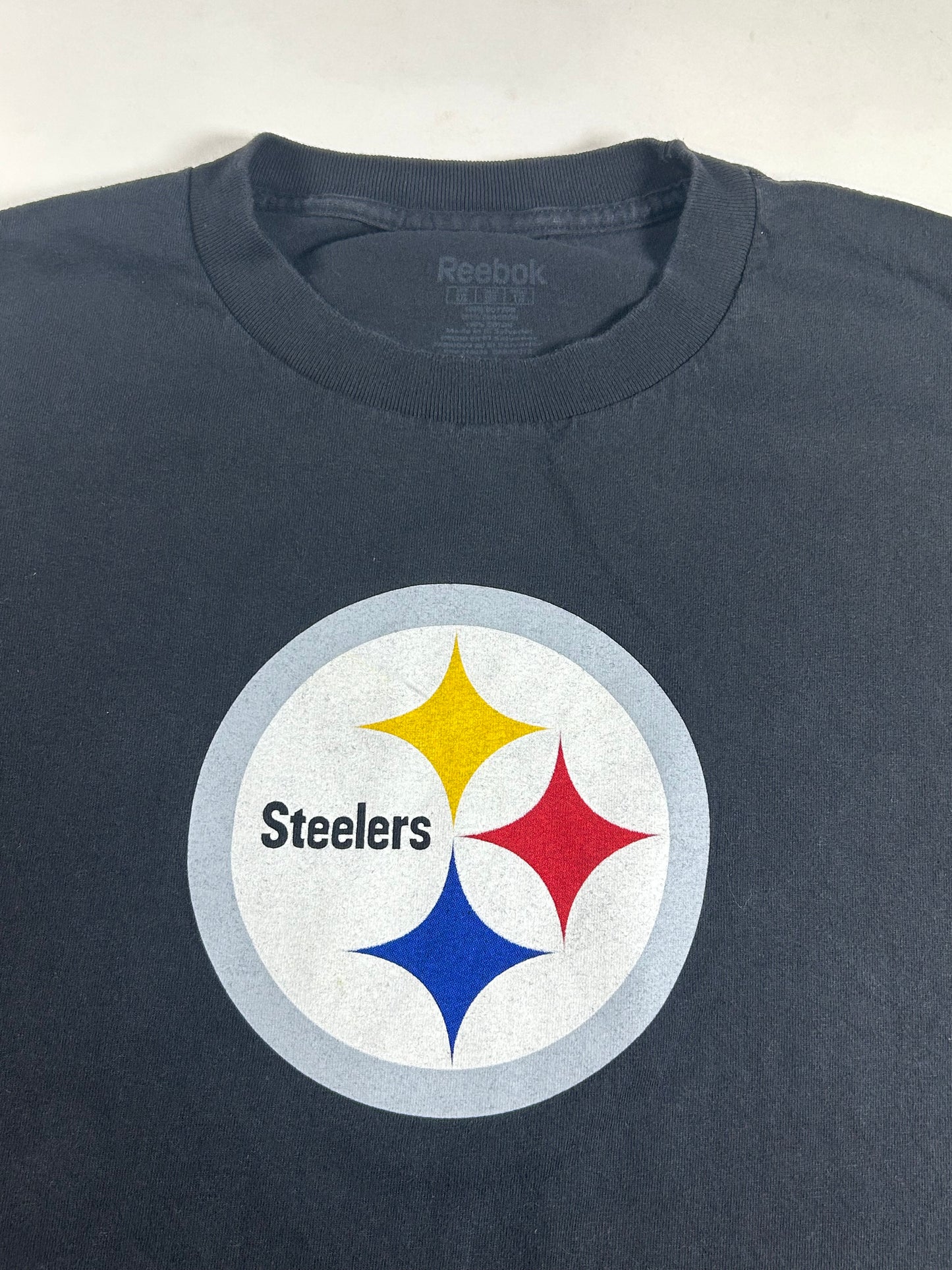 Vintage Reebok Pittsburgh Steelers NFL Team Logo Tee 2XL 25.75x31.75 Inches