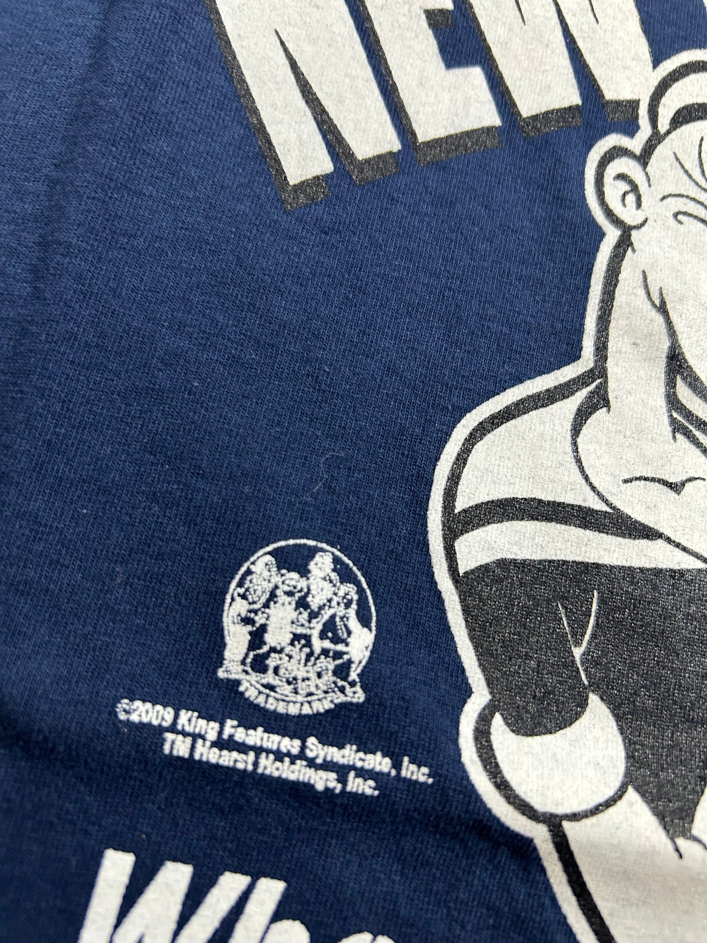 Vintage 2009 Popeye New Jersey Where Only The Strong Survive Tee Medium 20x27.75 Inches Navy