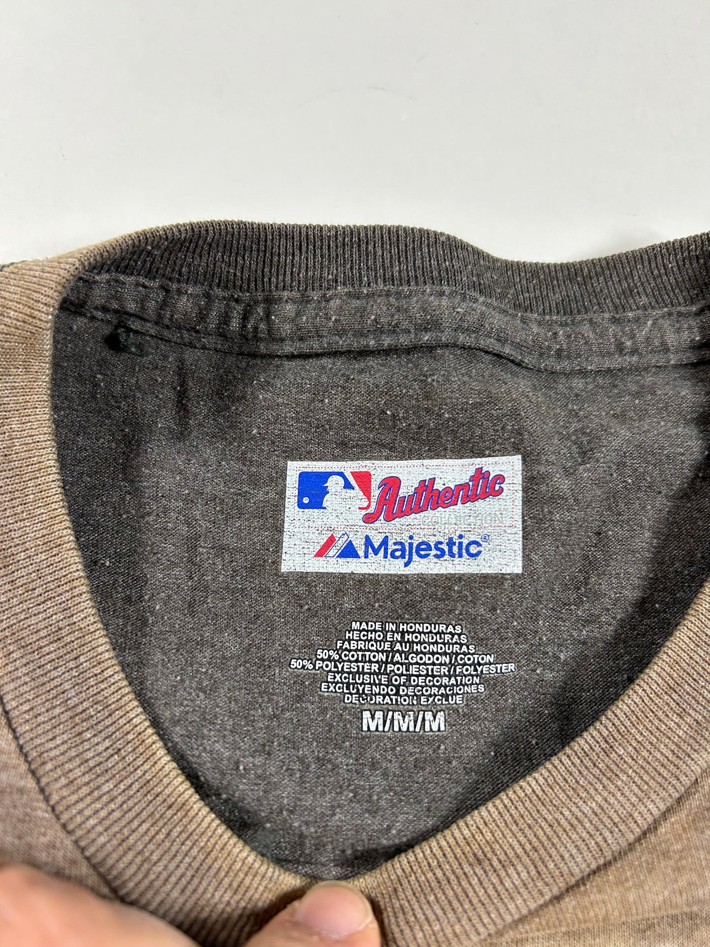 Majestic New York Yankees 2012 AL East Division Champions MLB Tee Medium 19.5x28 Inches Faded & Worn In