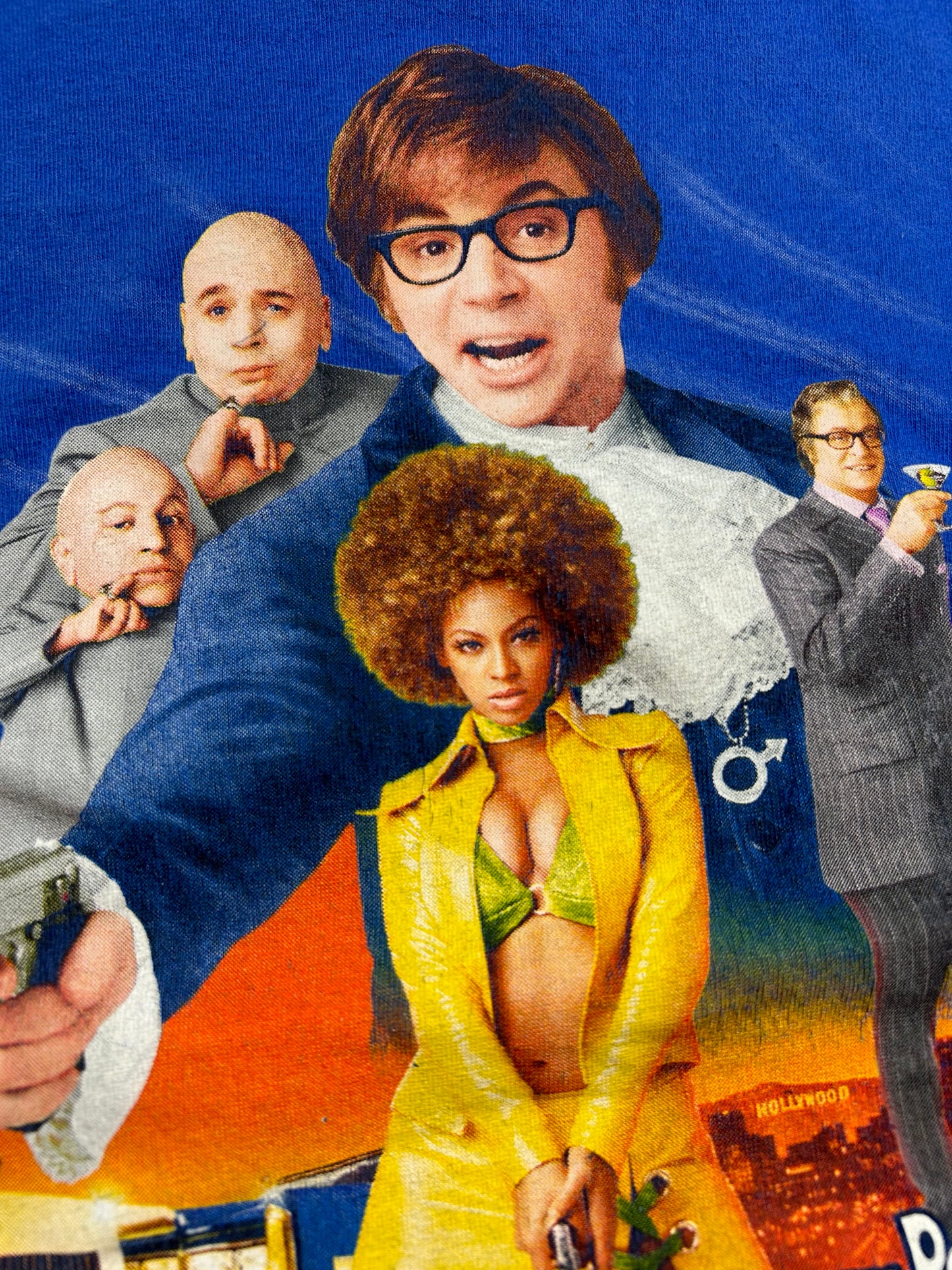 Vintage 2002 Austin Powers Goldmember Movie Promo T-Shirt Size Large 22.25x27.5 Inches Comes With DVD