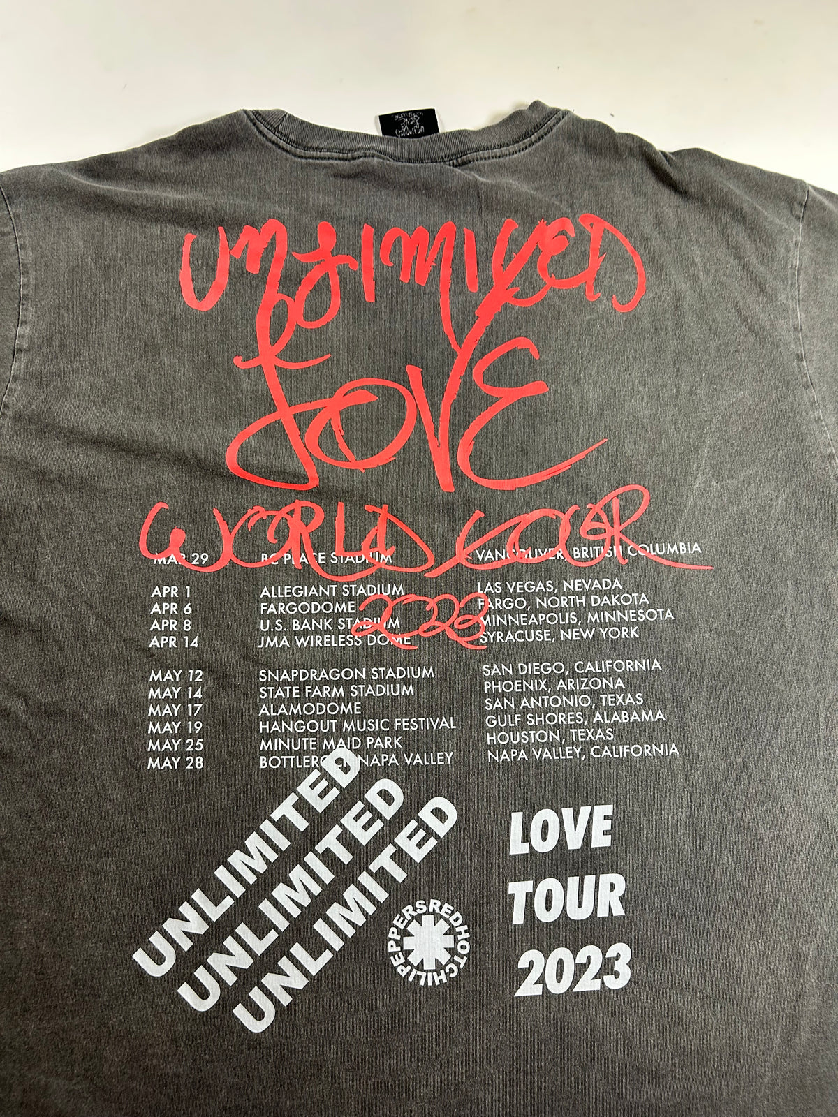 Red Hot Chili Peppers Unlimited Love Tour 2023 Totem Graphic Faded Gray 2XL 25.5x29.5 Inches.