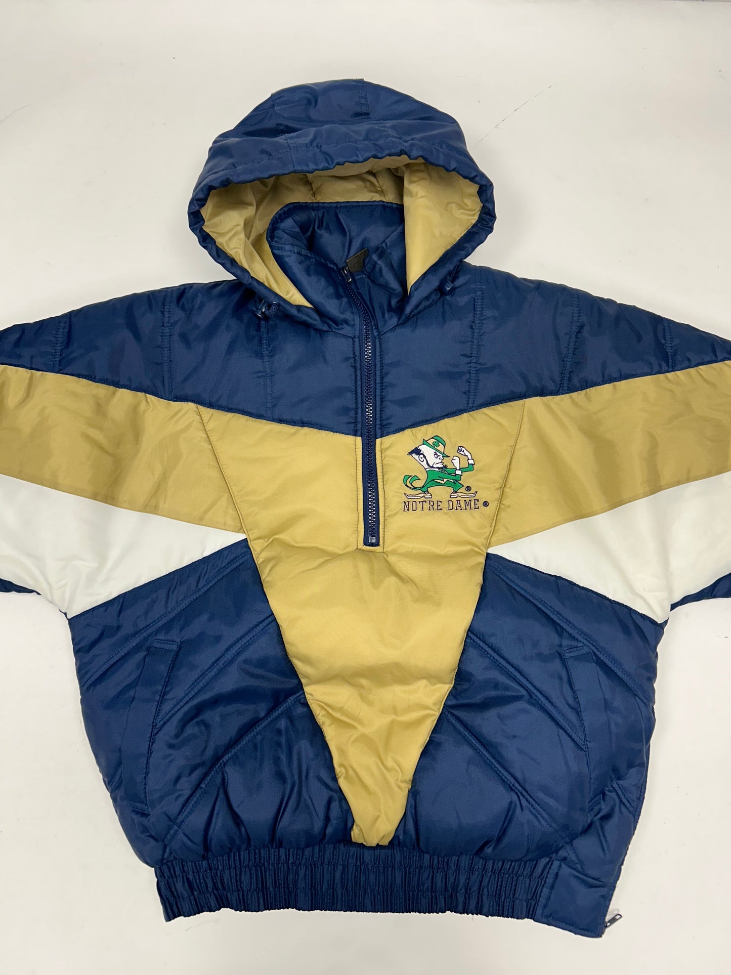 Vintage Notre Dame Fighting Irish Puffer Jacket 1/4 Zip Medium/Large Fit 26.75x29.5 Inches Pro Player 90s
