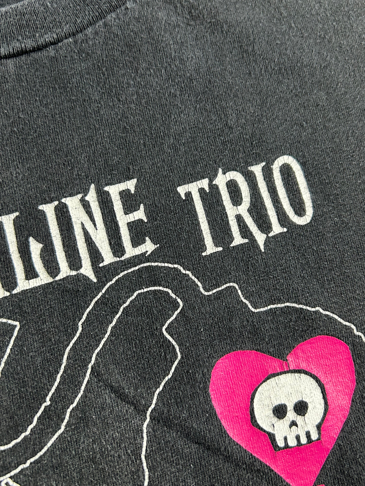 Vintage 2004 Alkaline Trio Band Tee XL/L Boxy Style 23.75x27.25 Inches Great Wear & Fading