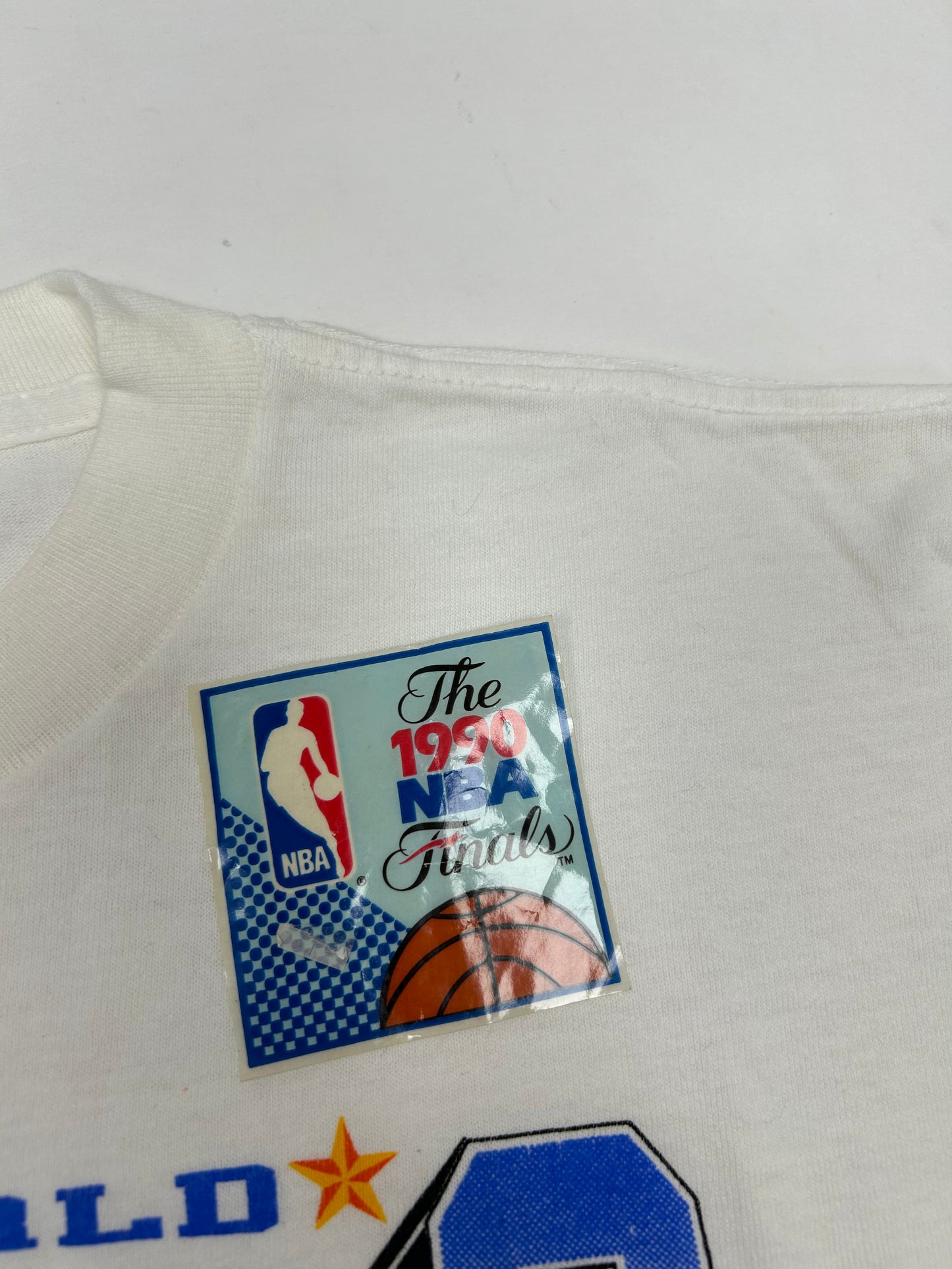 Vintage Salem Sportswear Detroit Pistons 1990 World Champions Back 2 Back World Champions Caricature Tee New With Sticker Large 23.25x27.5 Inches As Is