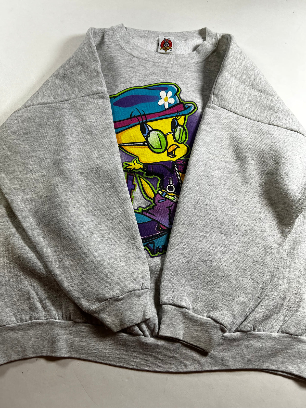 Vintage 1999 Warner Bros Tweety Bird Whatever Attitude Peace Crewneck Sweatshirt Boxy Fit 25.25x25.5 Inches