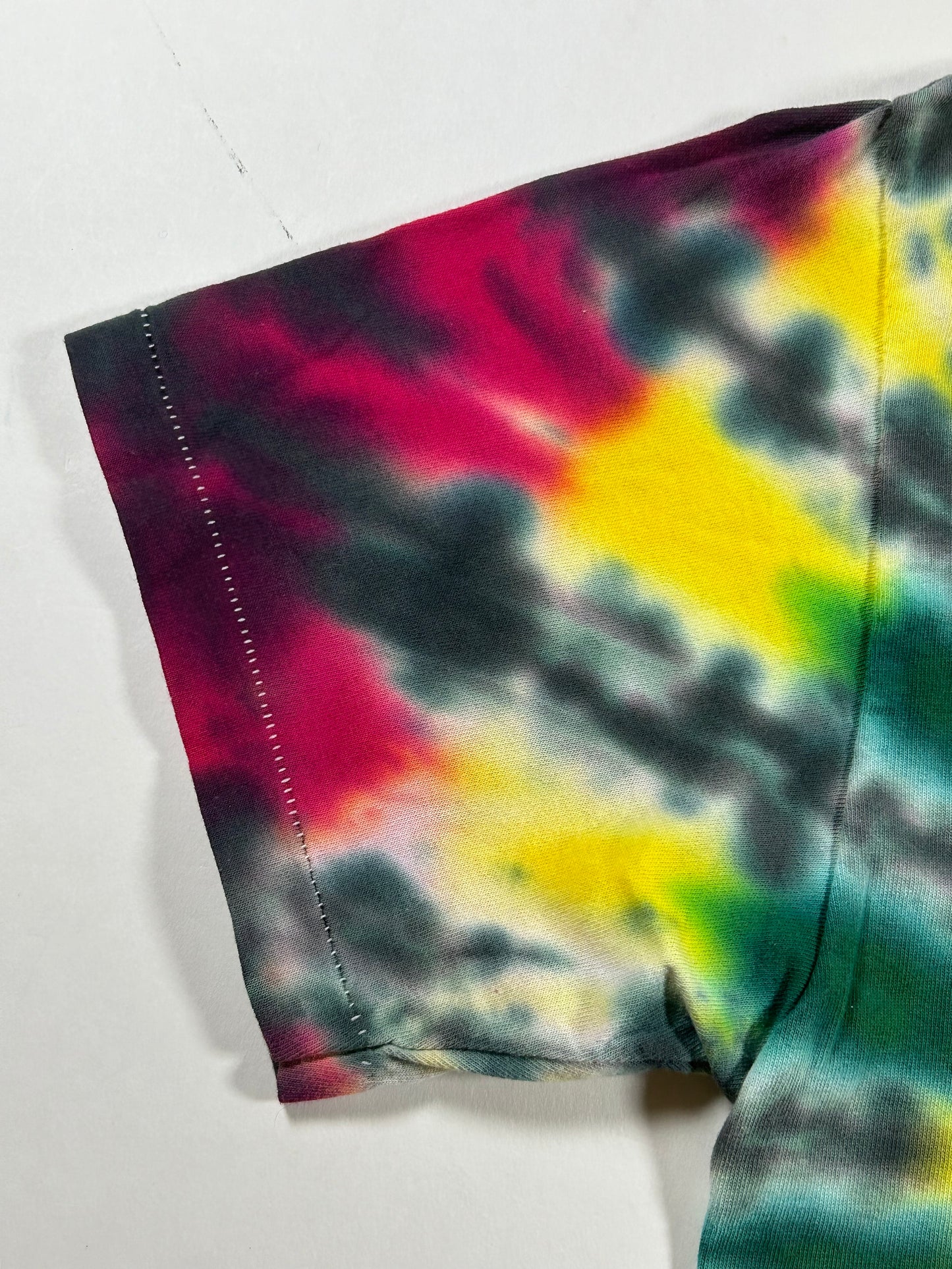 Vintage 1996 Grateful Dead Lithuania Basketball Team Tie Dye Tee USA Large 22.25x29.5 Inches
