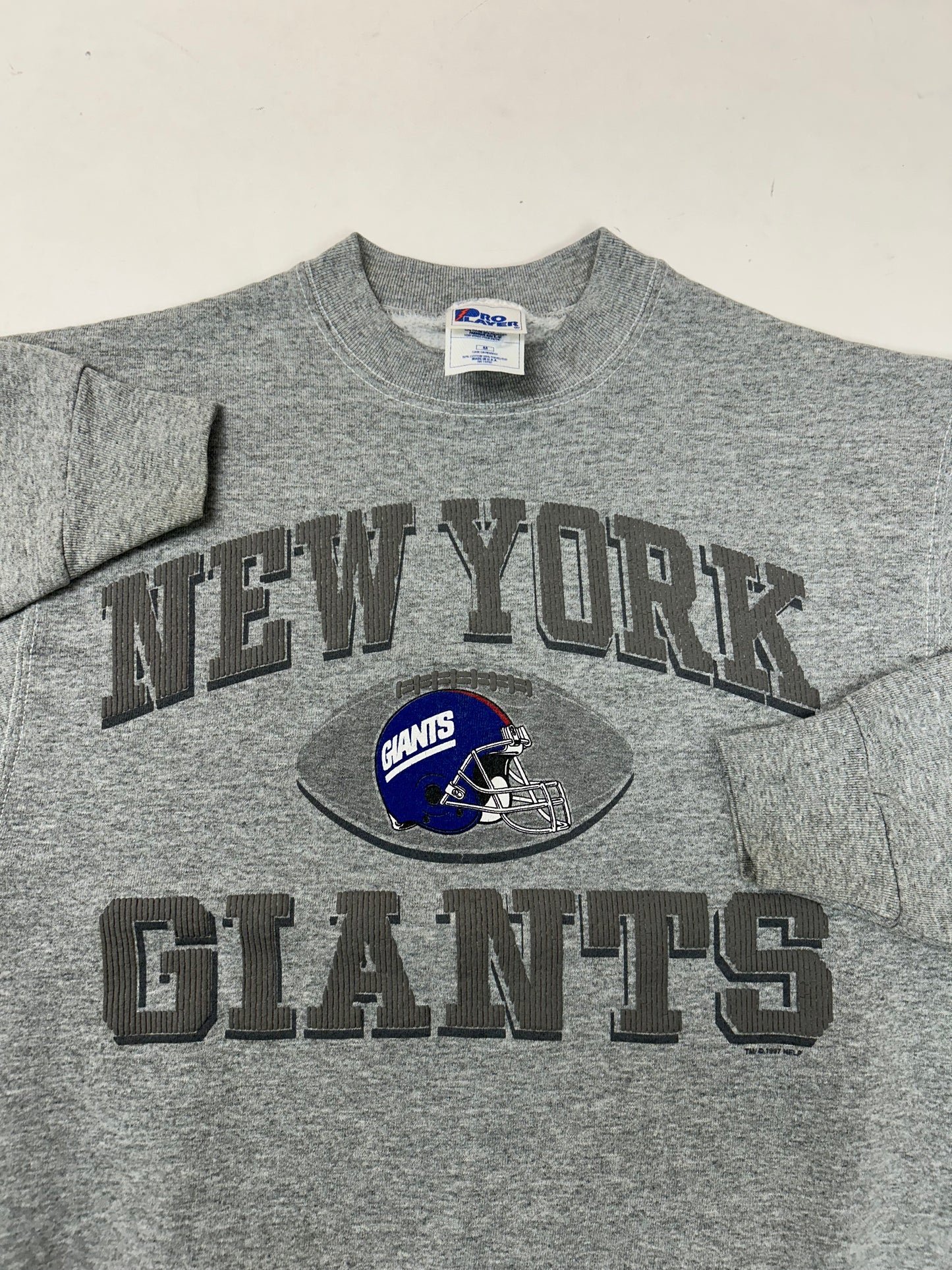 Vintage 1997 Pro Player New York Giants NFL Crewneck Sweatshirt Small/Medium Fit 21.5x26.25 Inches