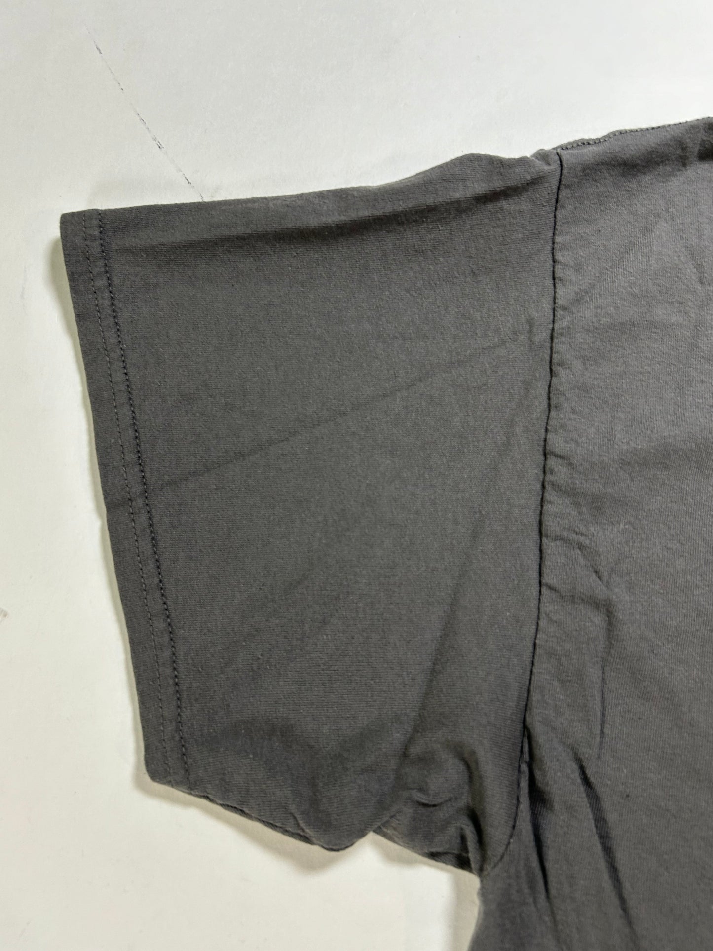 2010s Nirvana Band Music Tee XL 25.5x30 Inches Gray As Is