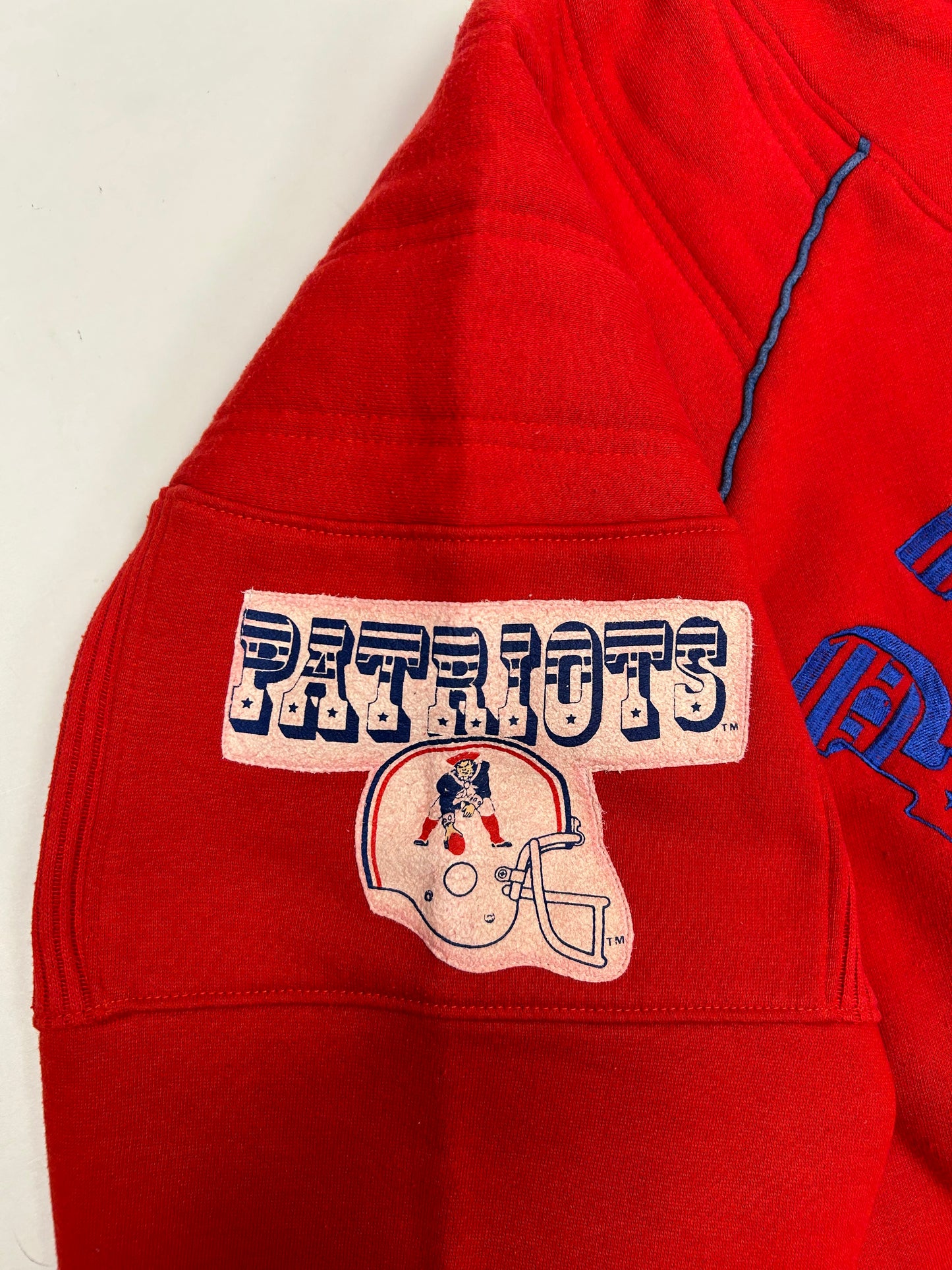 Vintage New England Patriots NFL Nike 1/4 Zip Pullover Sweatshirt Tagged Medium 24.5x25 Inches 80s