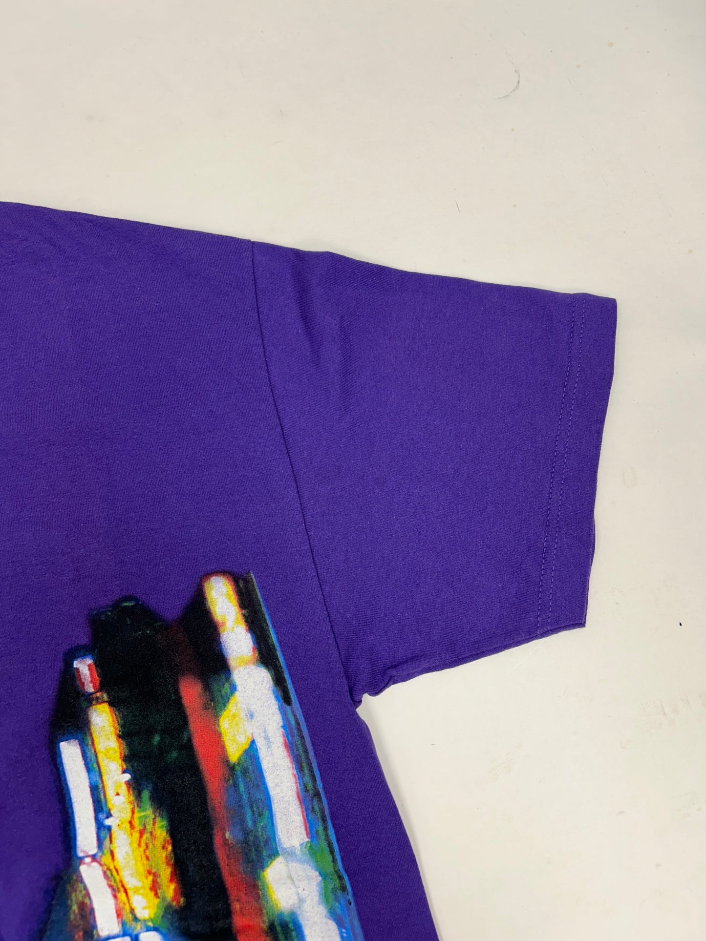 Vintage Circa Footwear City Tokyo Image Skate Tee Large 21.5x31.5 Inches Purple