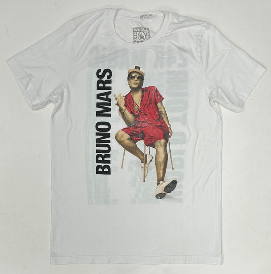 Bruno Mars 24K Magic World Tour Band Graphic T Shirt Size Medium 19x28 Inches