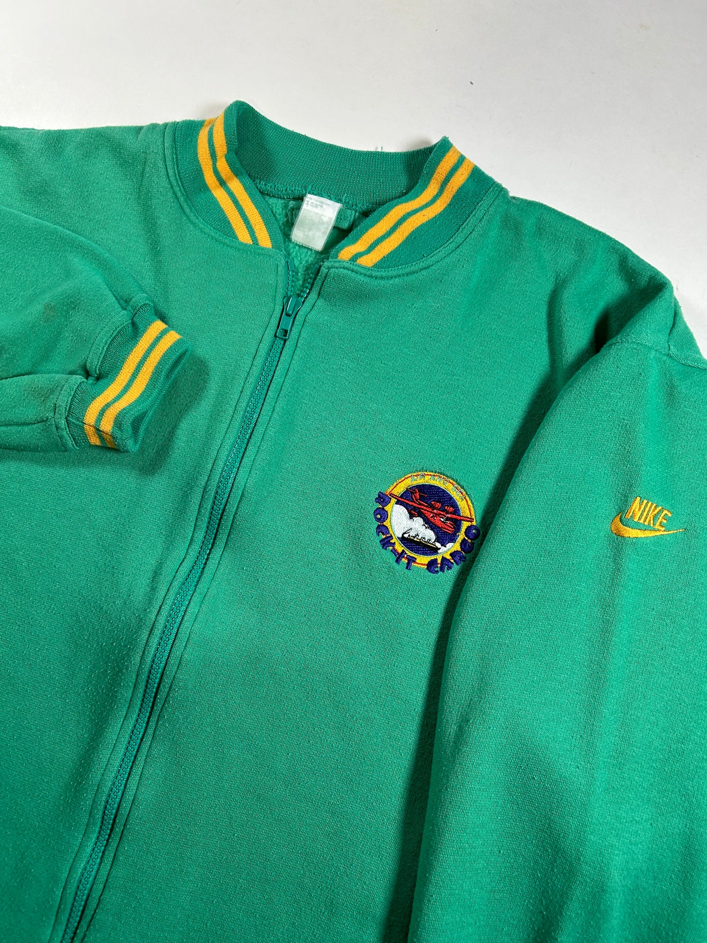 Vintage Nike Rock-it Cargo Air & Sea Force Air Zip Sweatshirt Green M/S 23.25x25 Inches