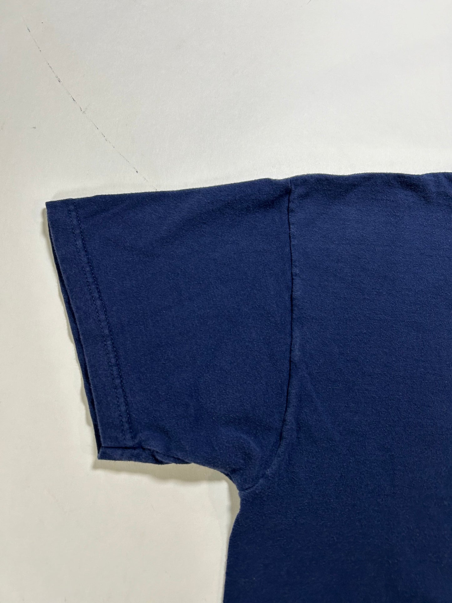 Vintage 2002 Dave Matthews Band Winter Tour Tee 21.25x27.25 Medium/Large