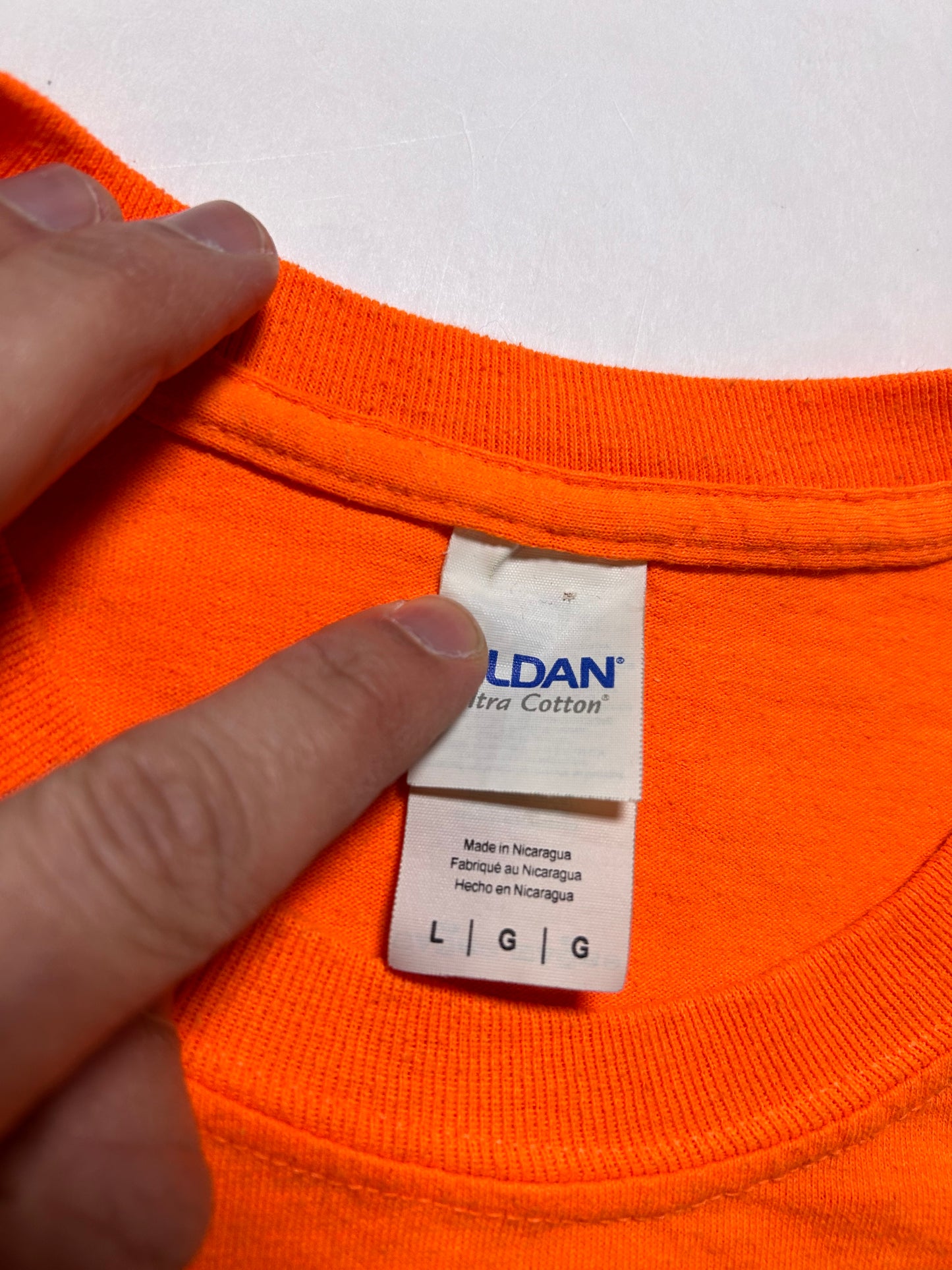 2018 Bruno Mars 24K Magic World Tour Long Sleeve Tee Large 21.5x29 Inches Orange