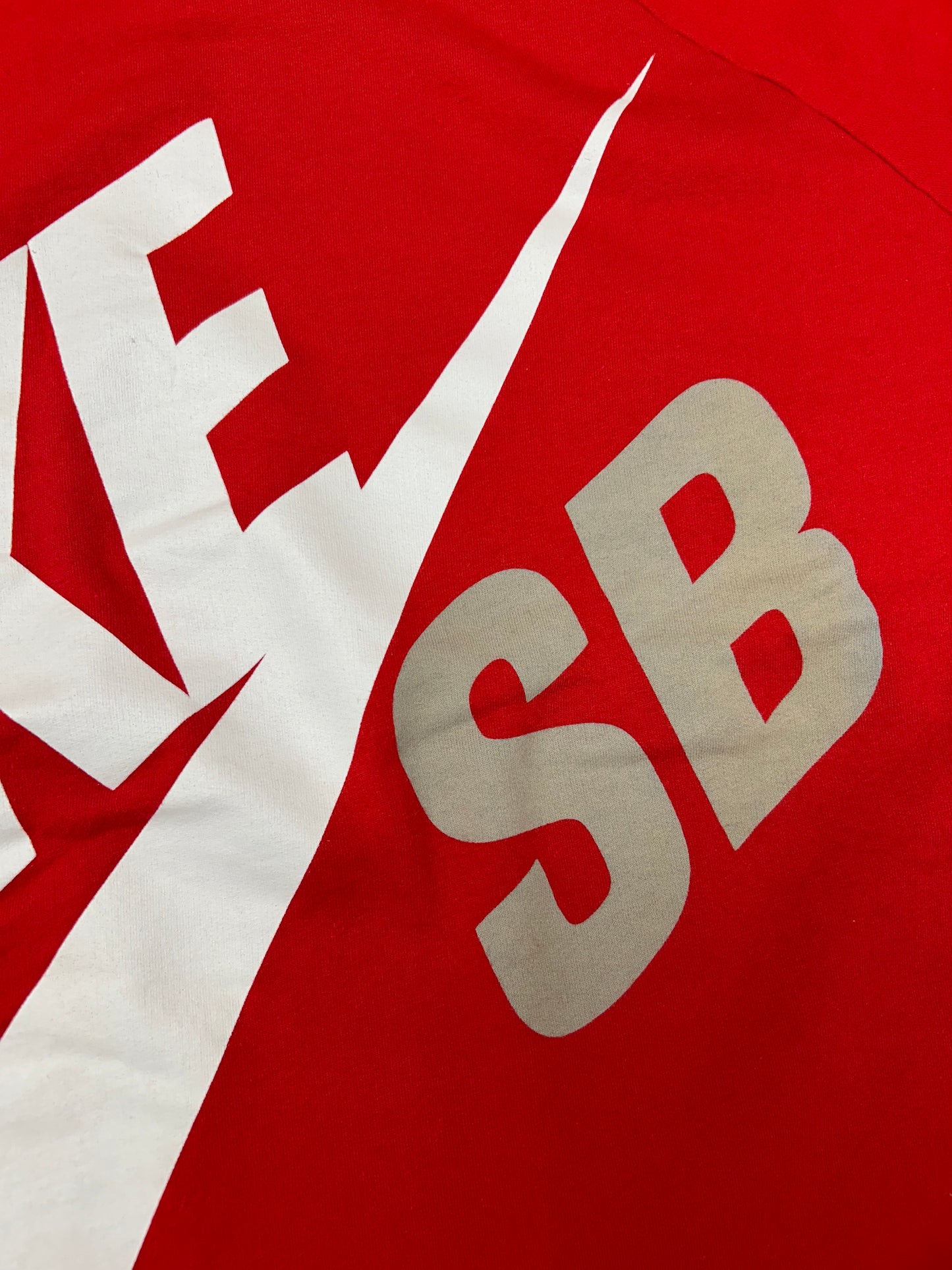 Nike SB Skateboard Crewneck Sweatshirt Made In USA Large/Medium Fit 23.5x27 Inches