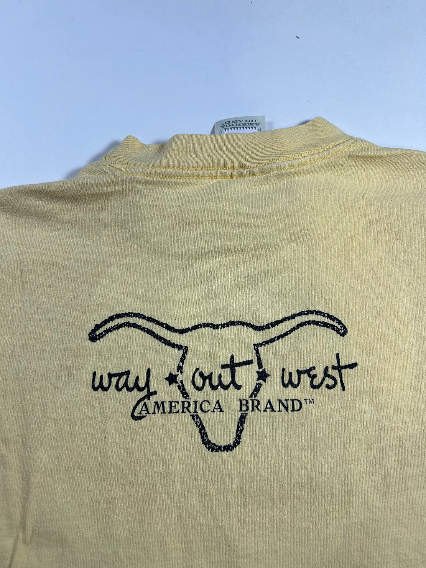 Vintage Way Out West American Brand Western Bull Drama Cowboy 1993 Tee XL Fit 23.5x30.25 Inches