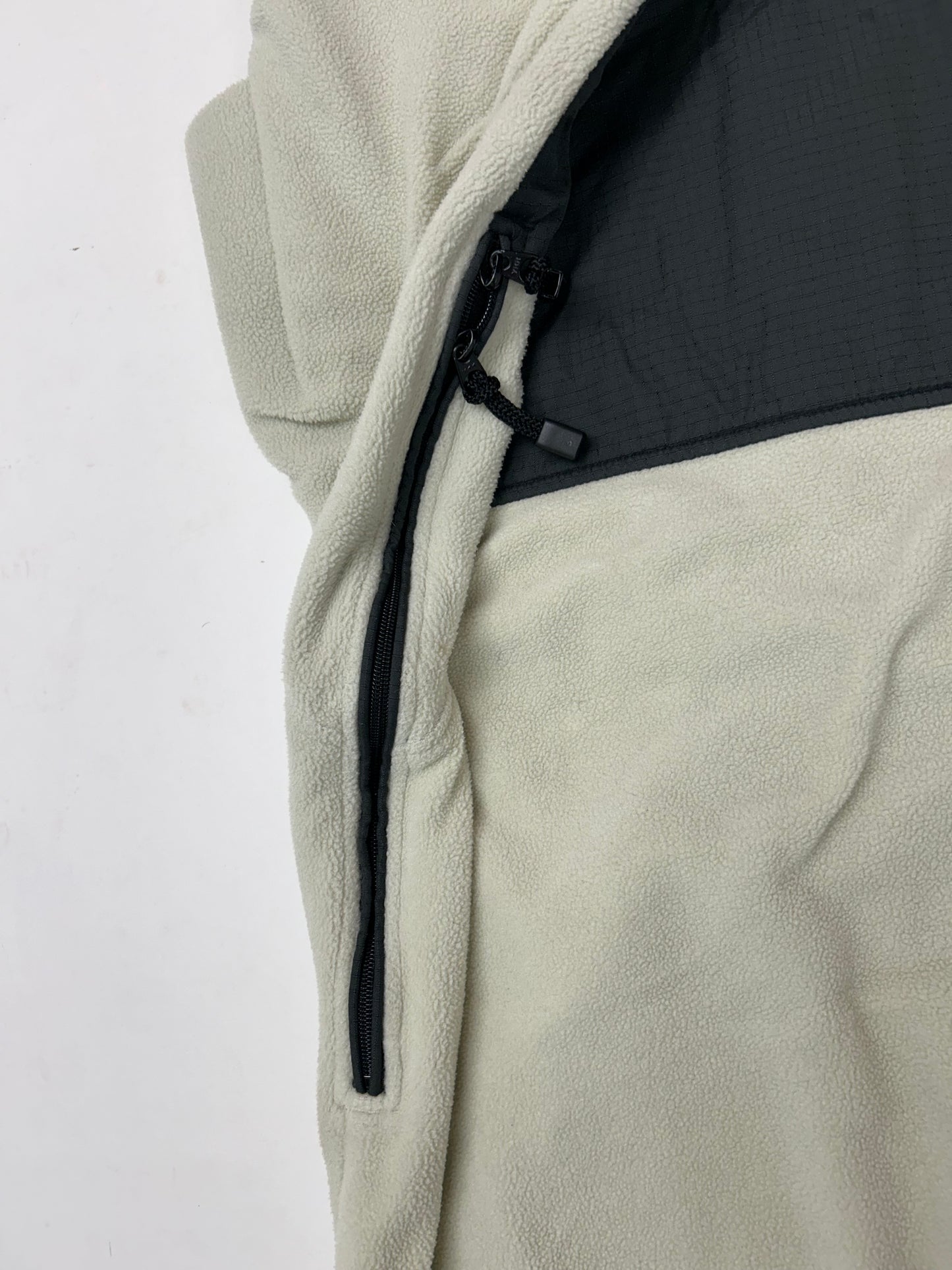 Vintage Nike ACG Nike FIT Thermal Layer 2 Zip Fleece Large 27.25x27.25 Inches