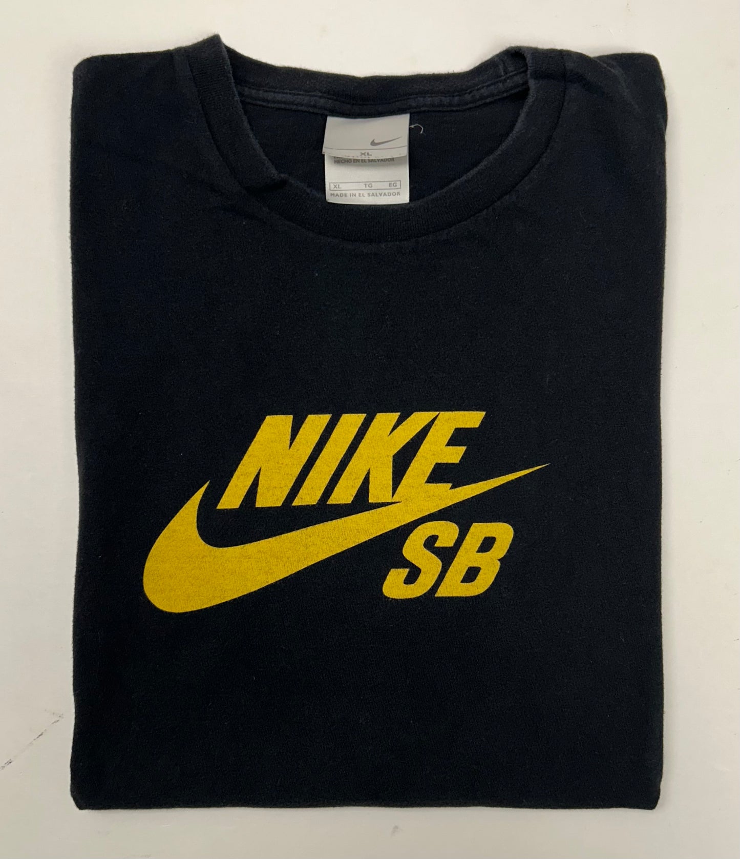 Vintage Nike SB Swoosh Skateboard Early 2000s Logo Tre XL 24x28.75 Inches Silver Tag