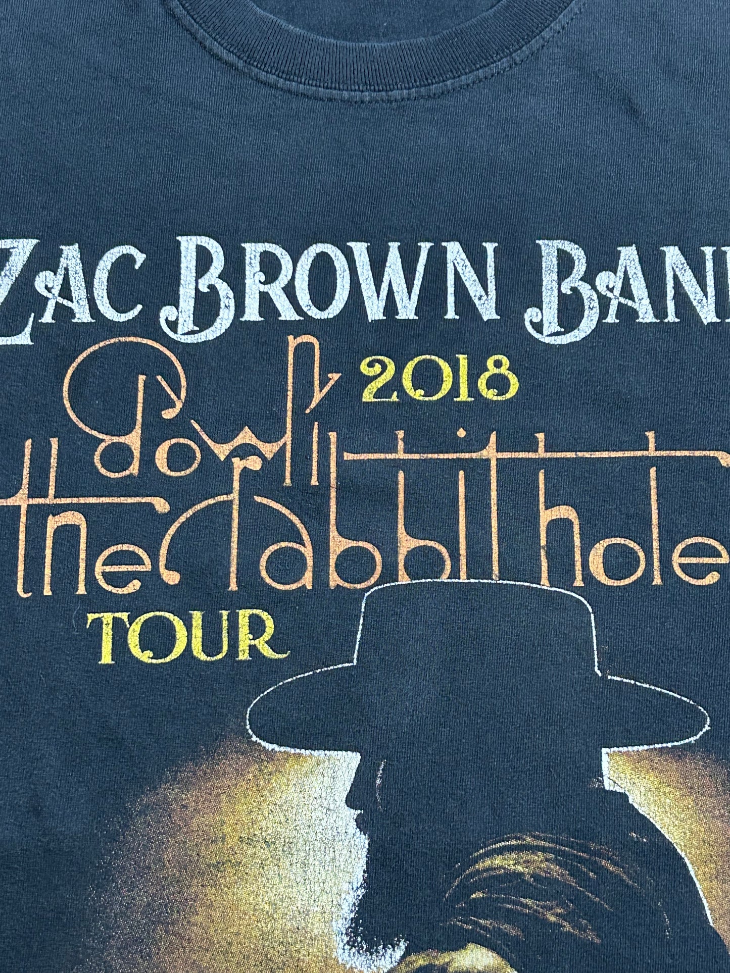 2018 Zac Brown Band Parking Lot Tour Tee Large 21.75x27.5 Inches