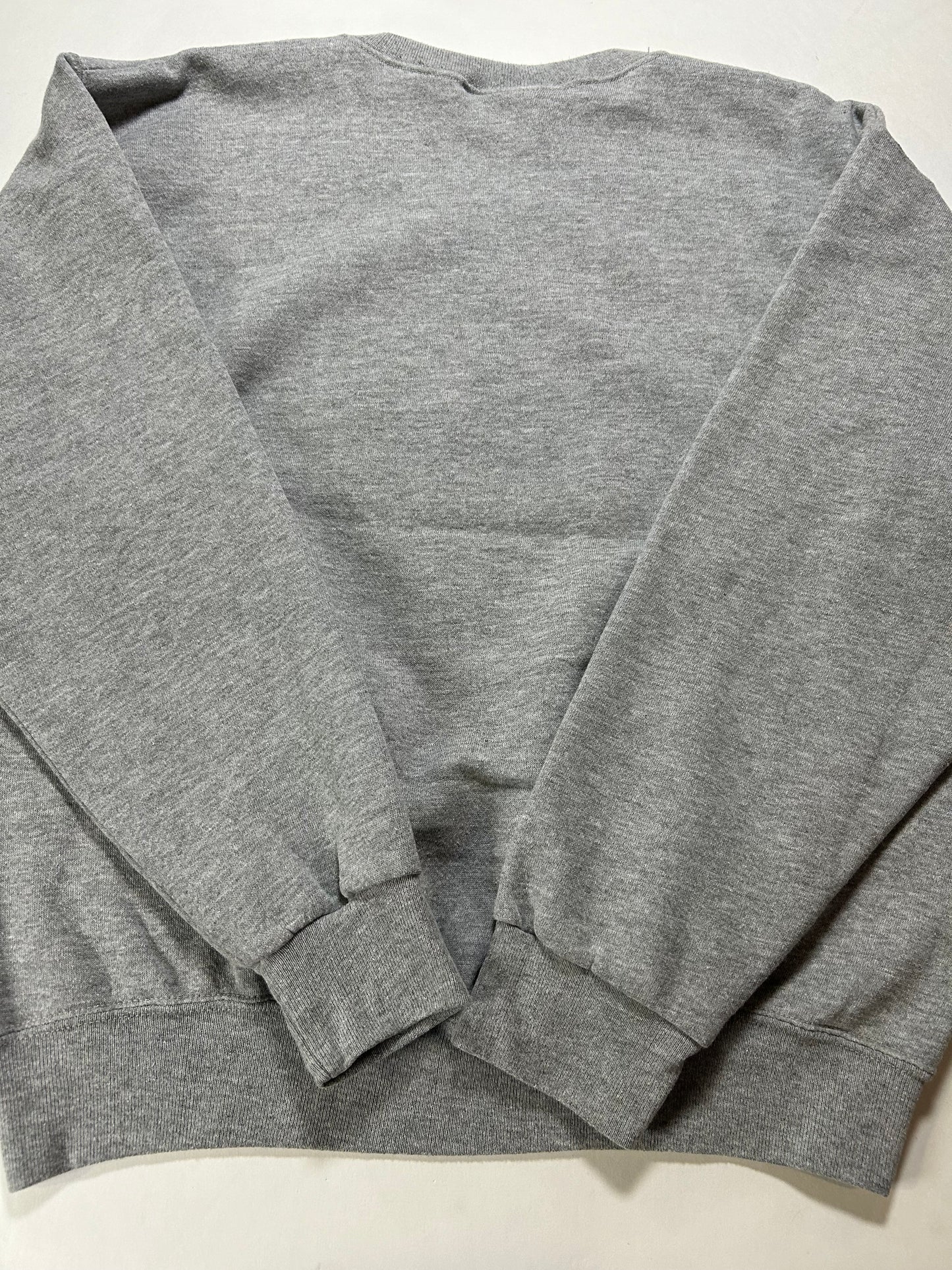 Vintage ESPN Walt Disney World ESPN Club Crewneck Sweatshirt Gray Boxy Large 24.75x26.5 Inches