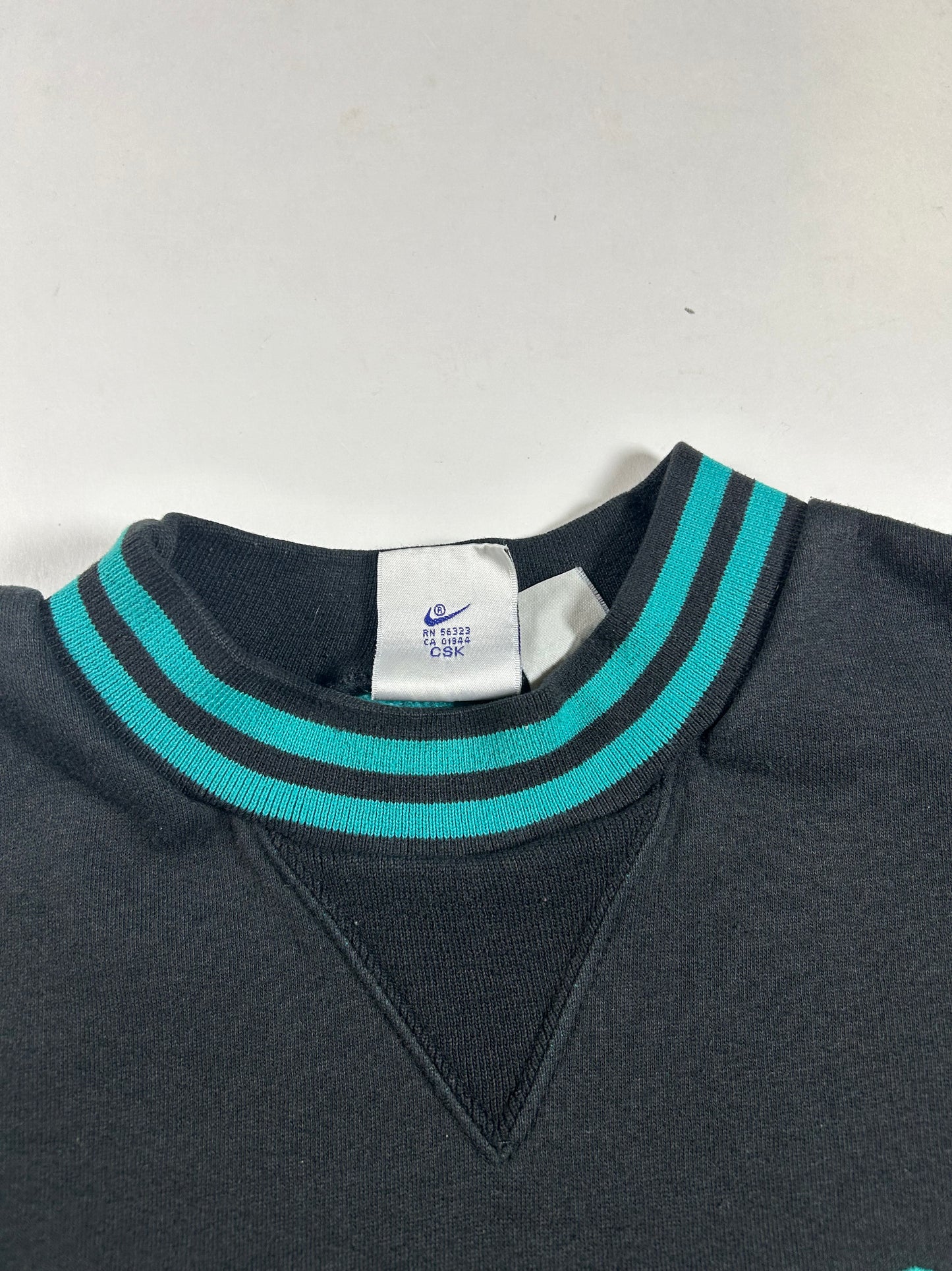 Vintage 90’s Nike Force Crewneck Sweatshirt Boxy Fit M/L 25x/25 Inches Rare