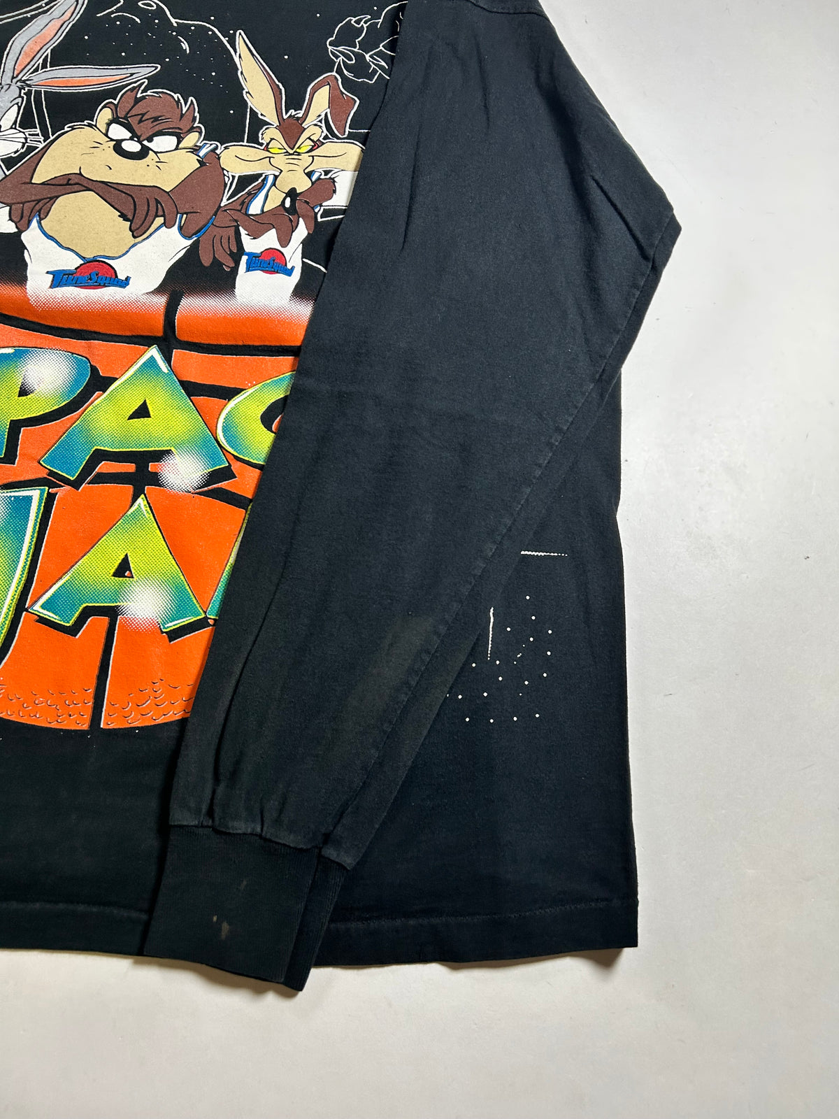Vintage Space Jam Movie Promo Long Sleeve T-shirt 1996 Looney Tunes XL 24.5x31.25 Inches