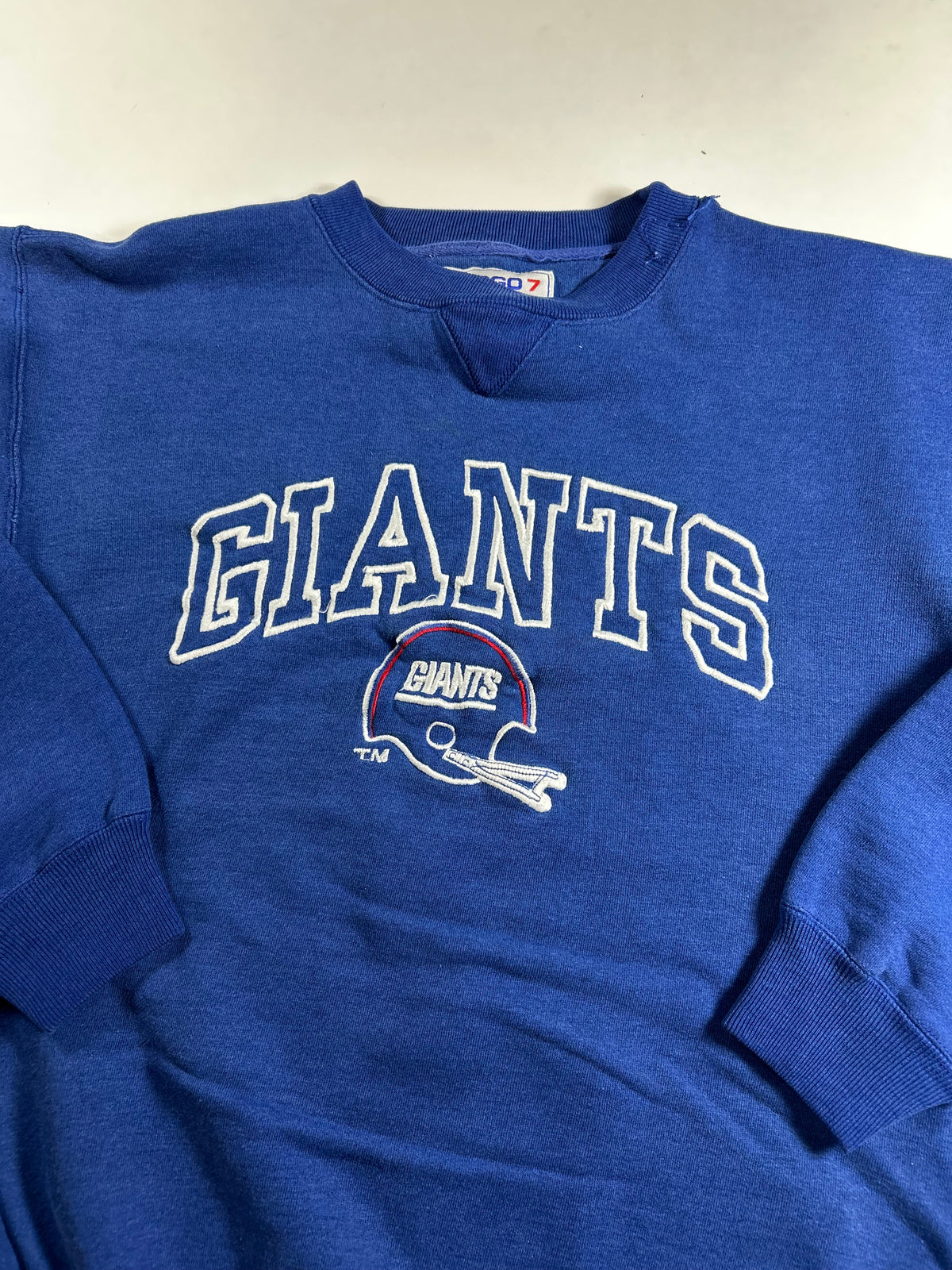 Vintage Logo 7 New York Giants NFL Crewneck Logo Sweatshirt Medium/Small Fit 23.5x25 Inches As Is Has Flaw On Shoulder