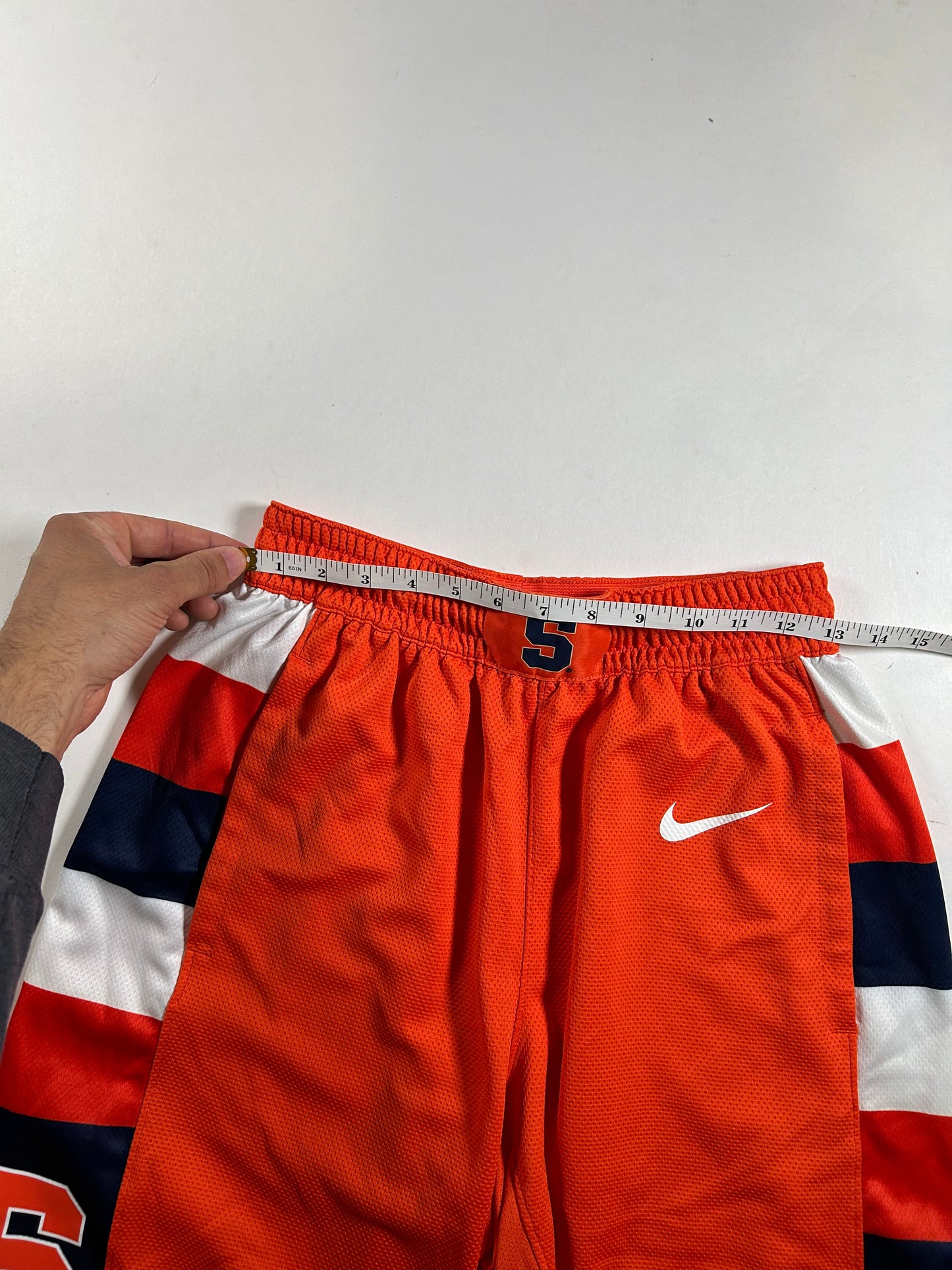 Syracuse Orange Shorts Orange NCAA Basketball Nike Dri Fit Orangemen Medium 13.25x21/22 Iniches