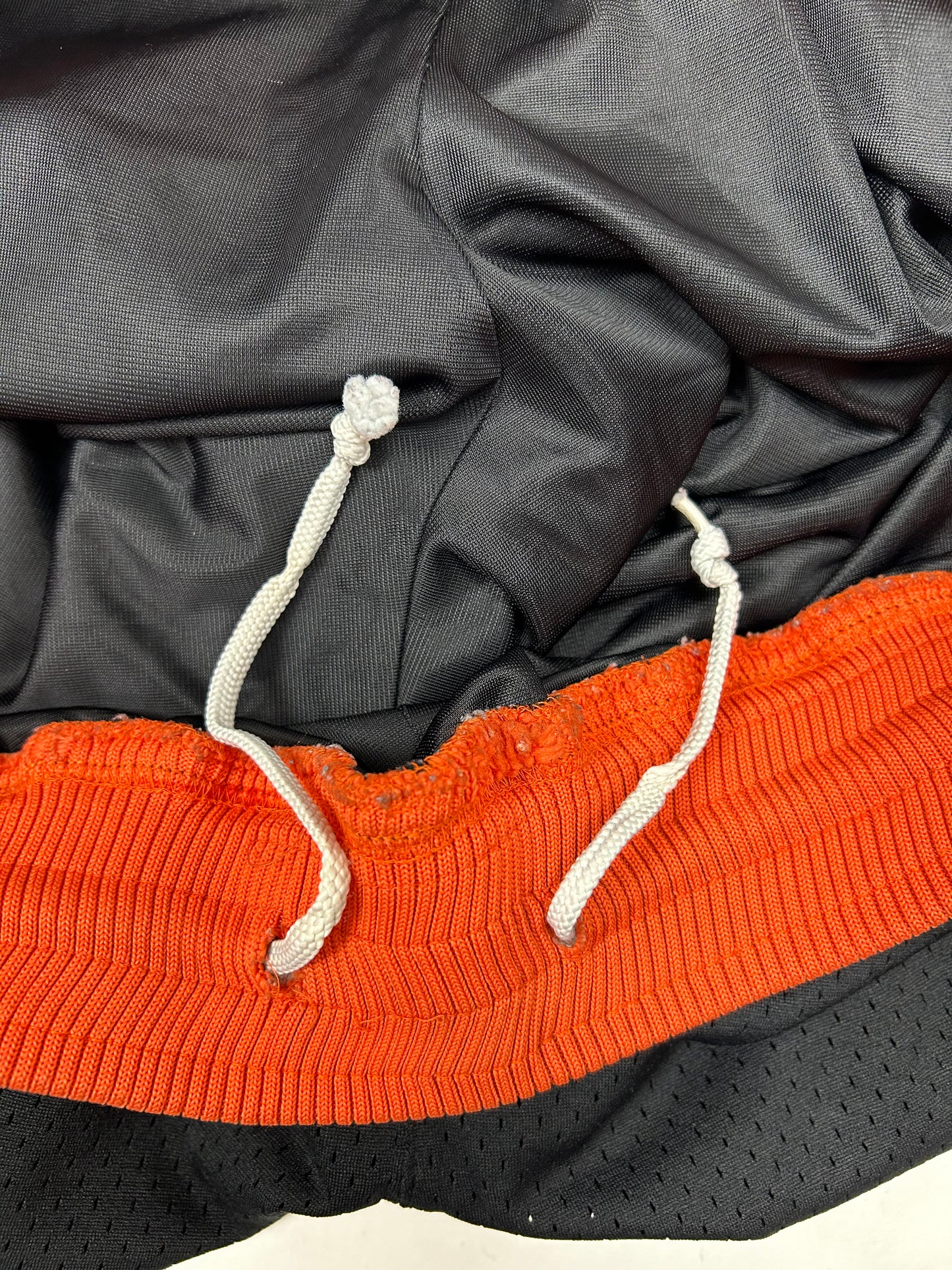 Vintage Nike Team New York Knicks Shorts 1978 Throwback Rewind Mens XL 20x22.25 Big Fit Elastic & Drawstrings Works 90s
