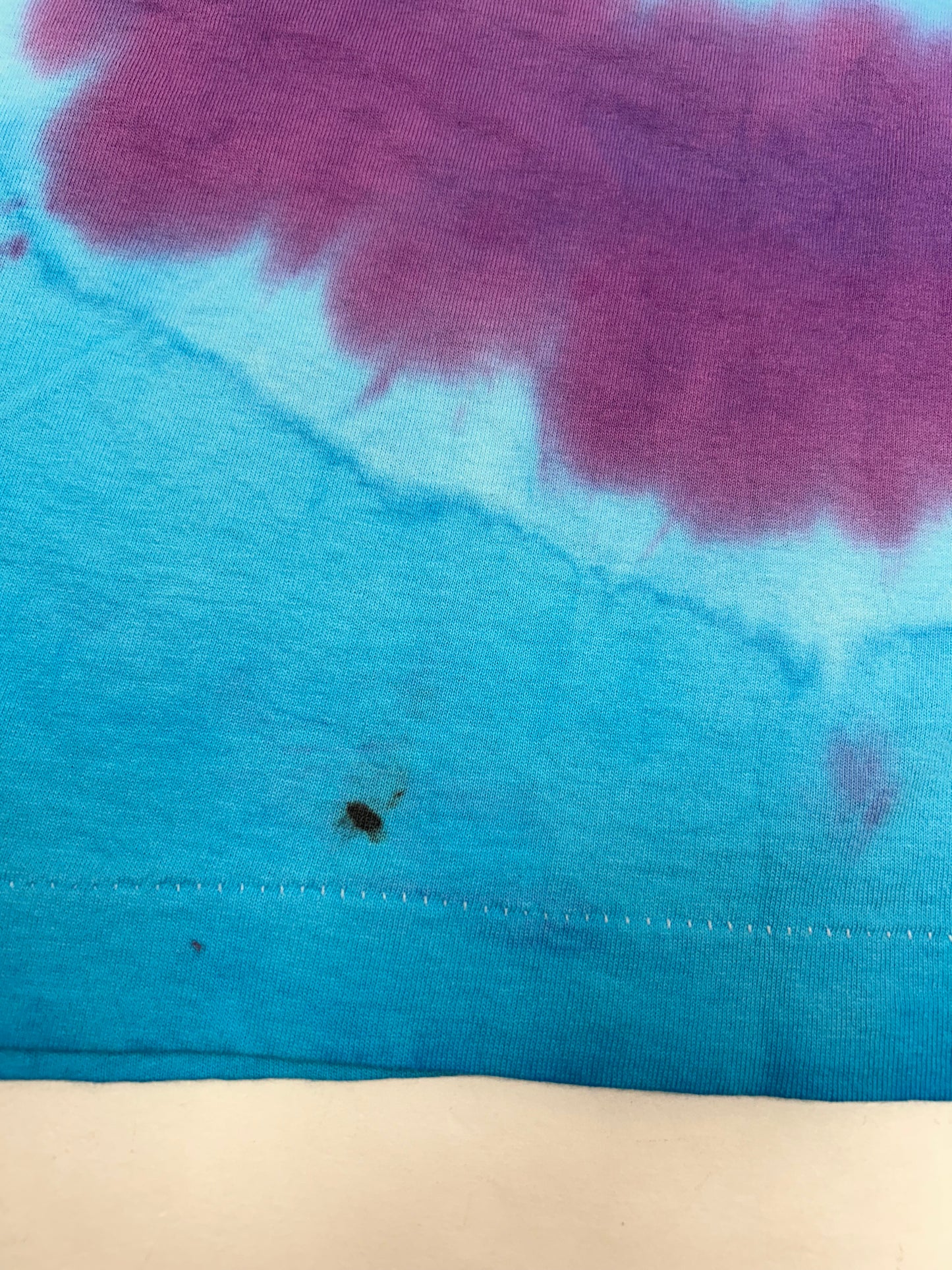 Vintage 1997 Boston World Tour Band Music Tie-Dye Parking Lot Tee XL 23.5x29.75 Inches