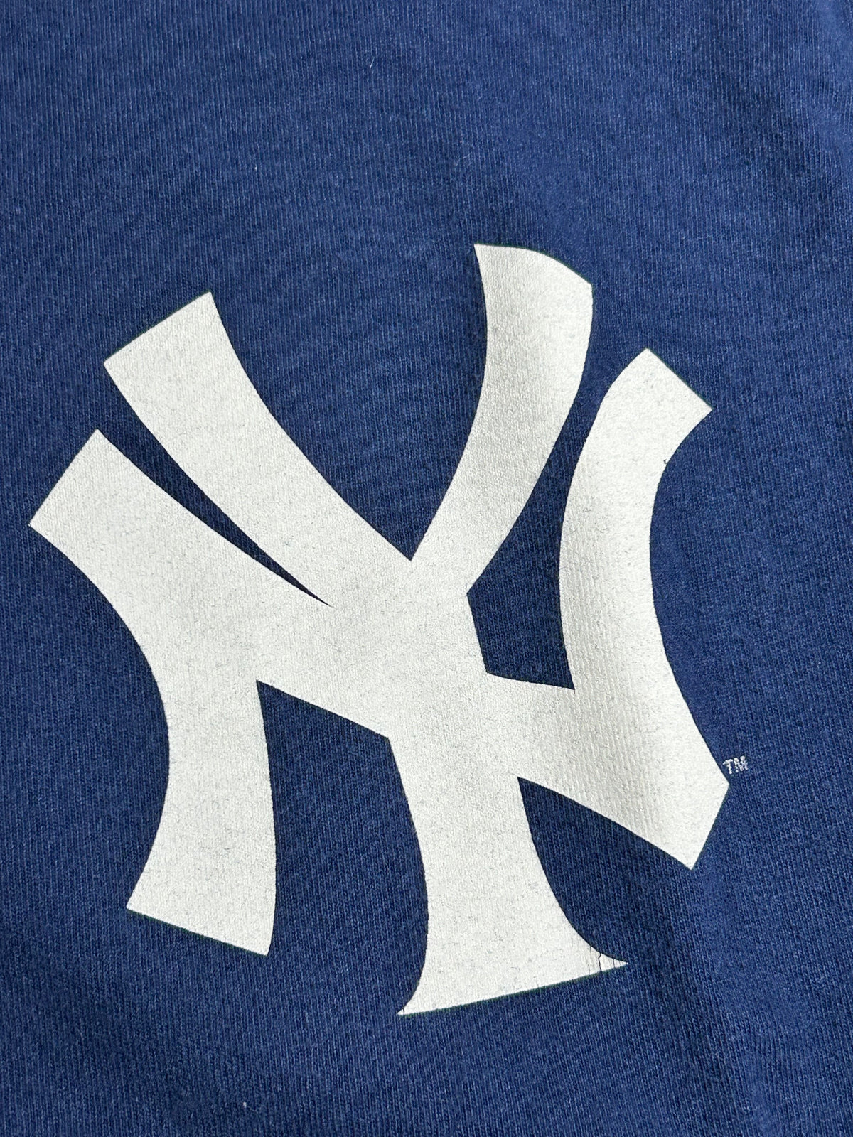 Majestic New York Yankees Nick Swisher # 33 MLB Player Tee Large 23x29.5 Inches