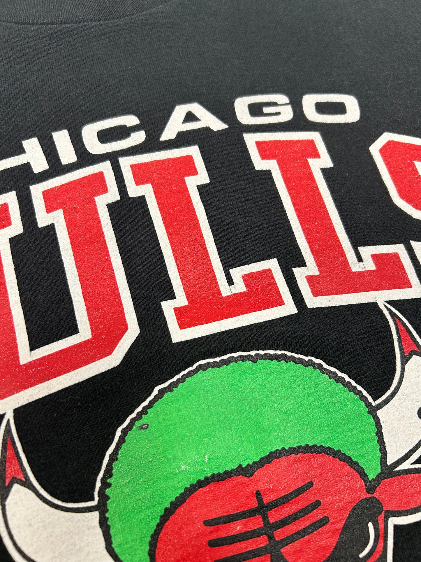 Vintage Chicago Bulls 1995-1996 30 Years And Running Dennis Rodman On The Rebound Tee Large 21.5x28.25 Inches