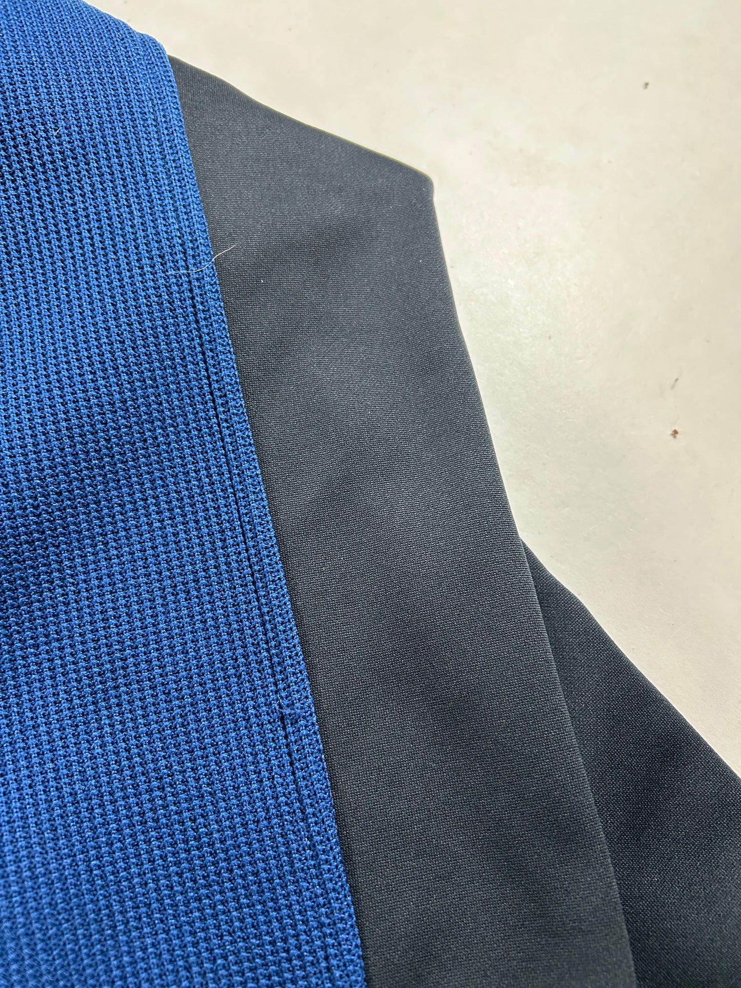 Spyder 1/4-Zip Knit Pullover Jacket Sweater Blue/Black Men’s XL 24.25x30.5 Inches F22