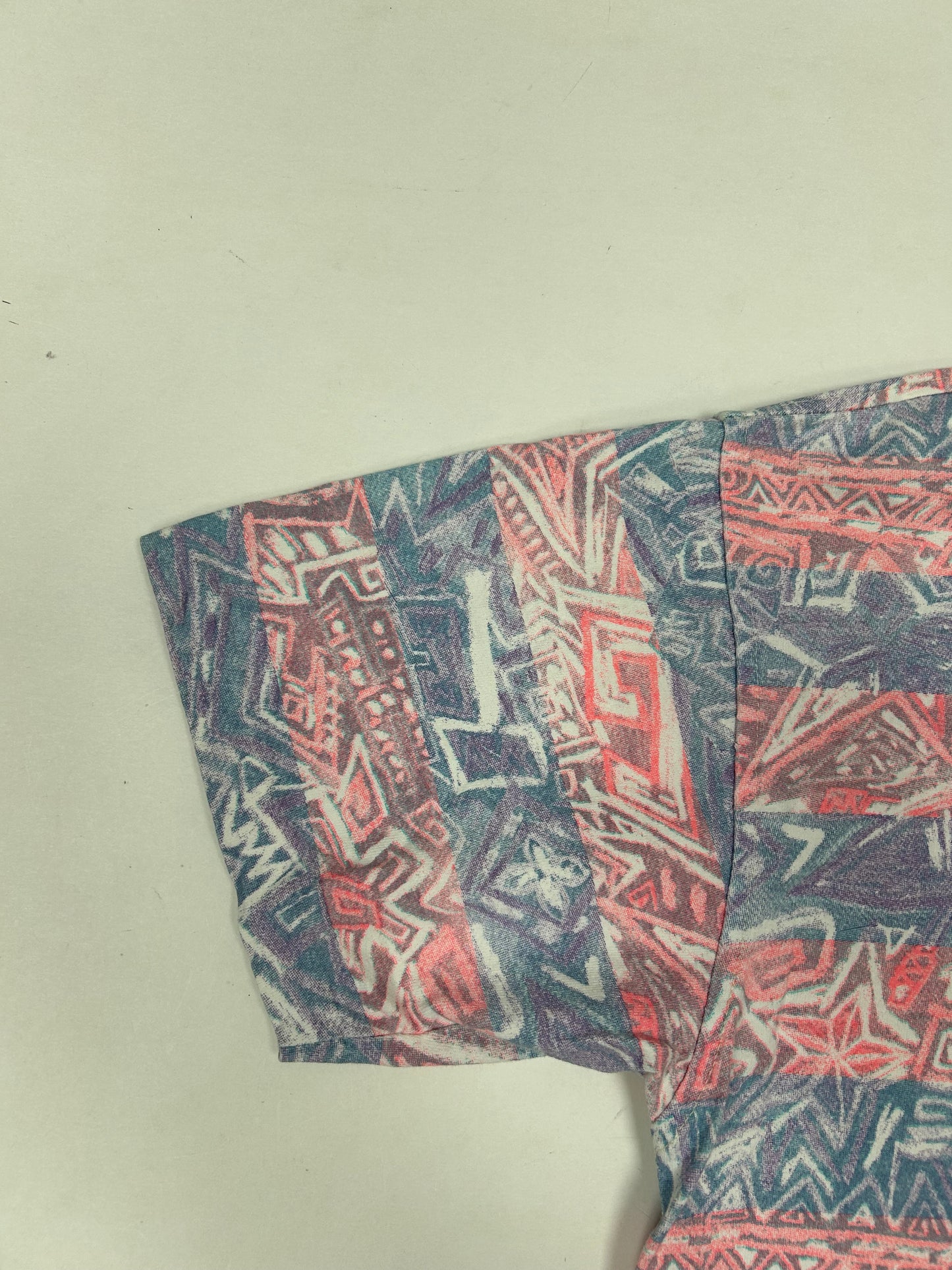 Vintage Gotcha Shirt Pink Blue Tribal Aztec Surf Skate AOP 80s 90s 21.75x26.75 Inches