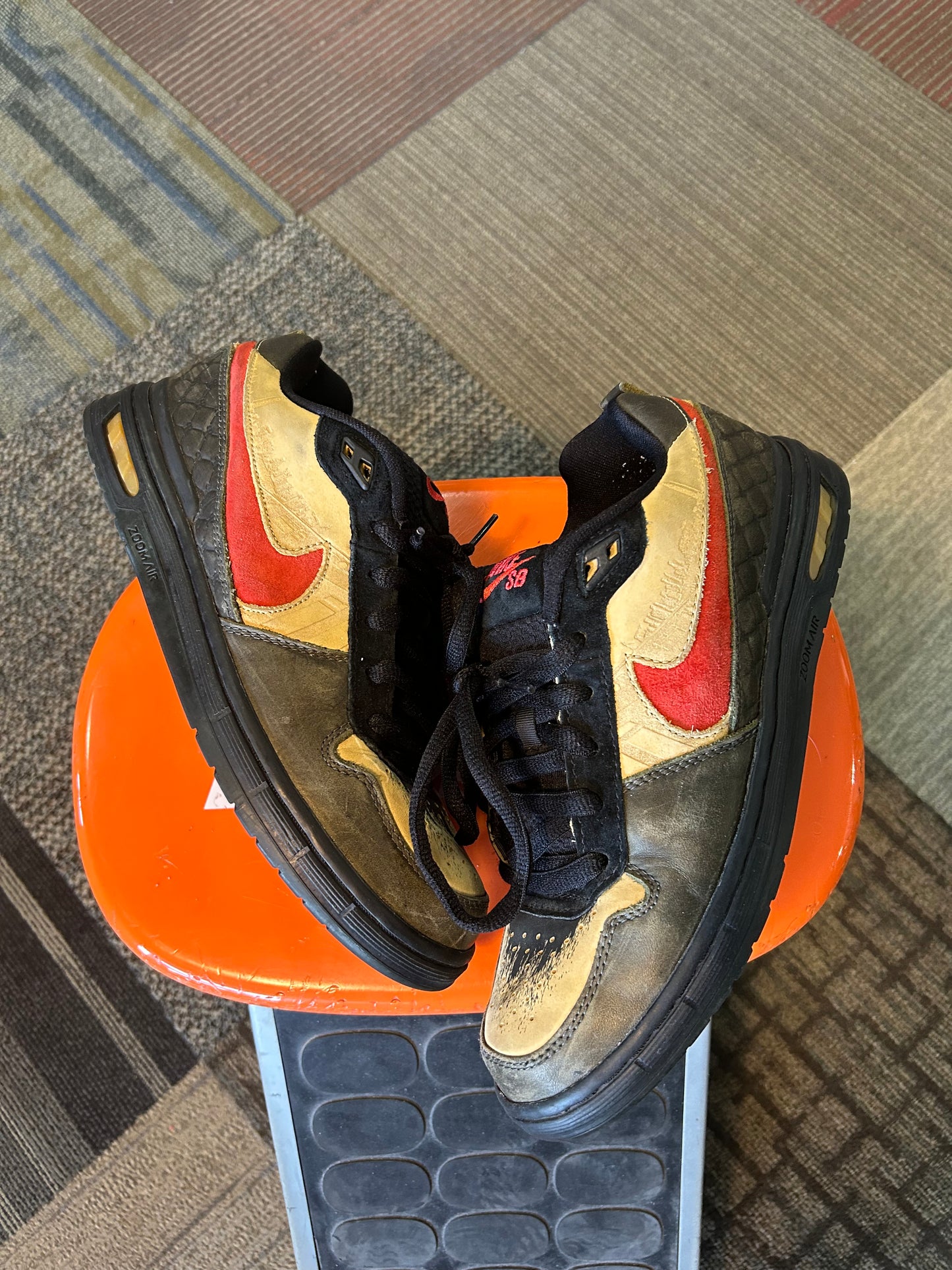 Vintage 2006 Nike SB Paul Rodriguez P-Rod 1 Zoom Air Elite Men’s Stash NYC Graffiti Art Size 10 Used As Is Wear At Your Own Risk
