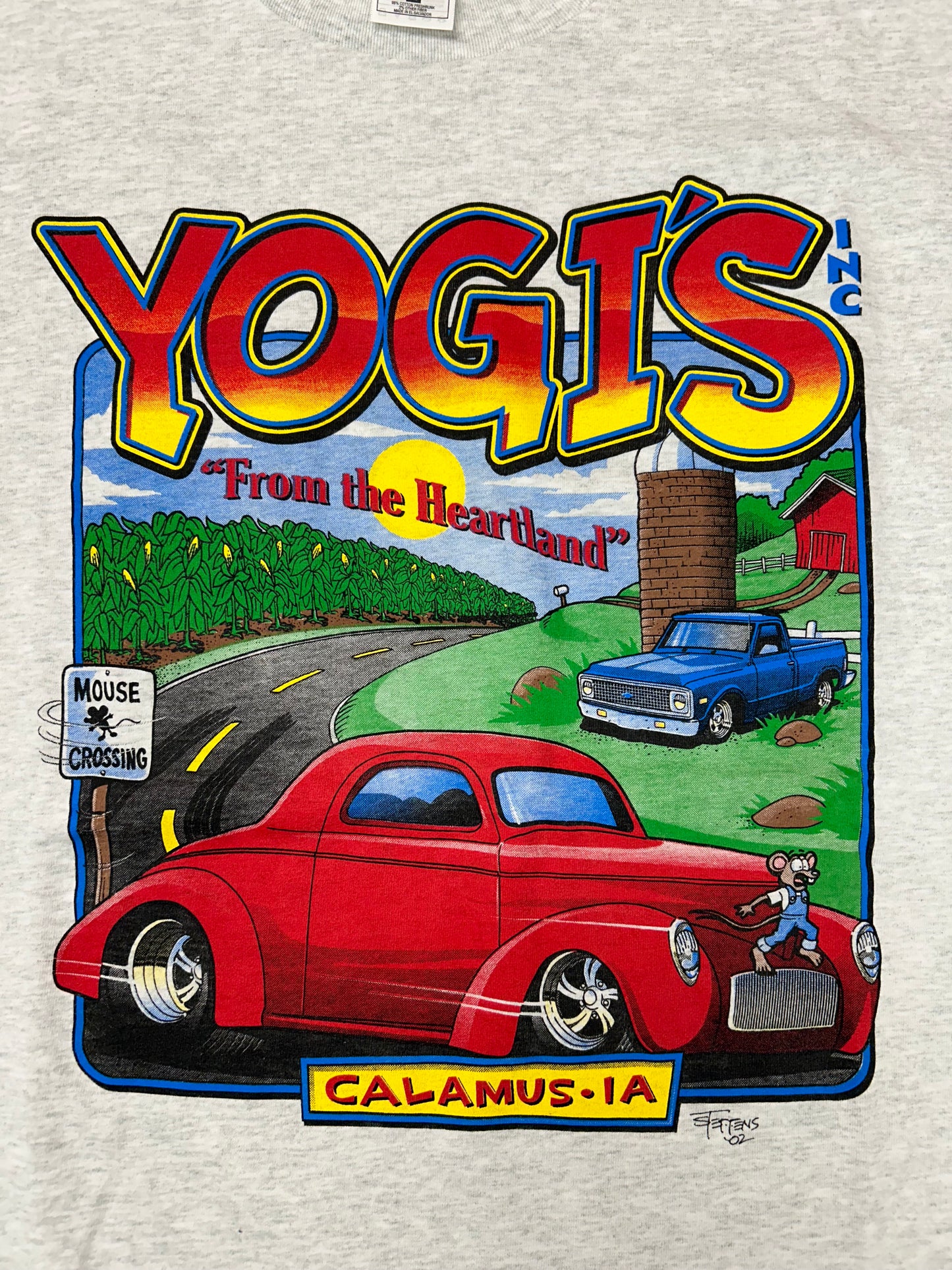Vintage 2002 Yogi’s Inc From The Heartland Calamus, IA Vehicle Graphic Tee XL 22.75x30.5 Inches Gray