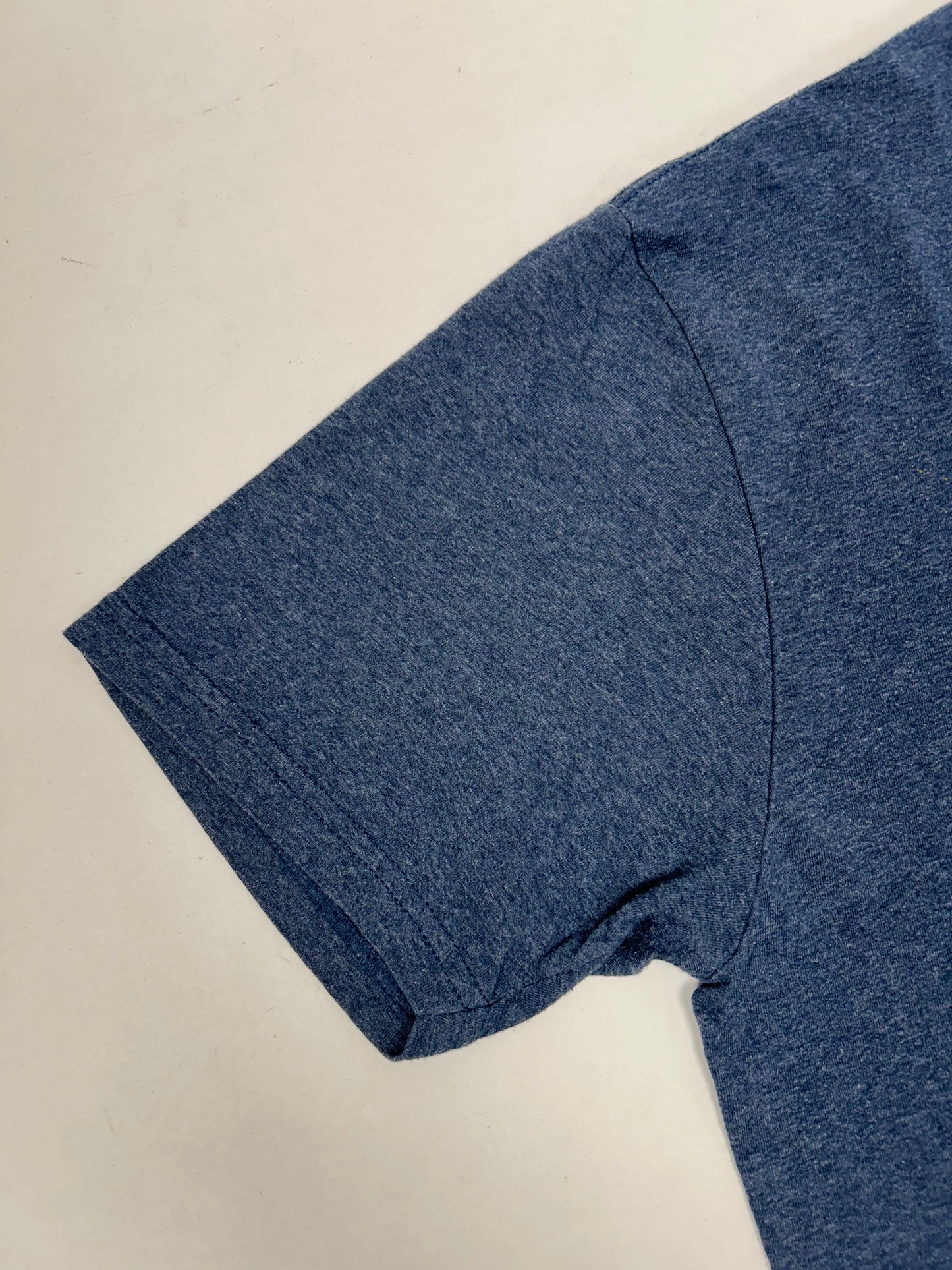 2013 Ed Sheeran Madison Square Garden Live Music Tour Tee M/L Fit 20.5x27.75 Inches