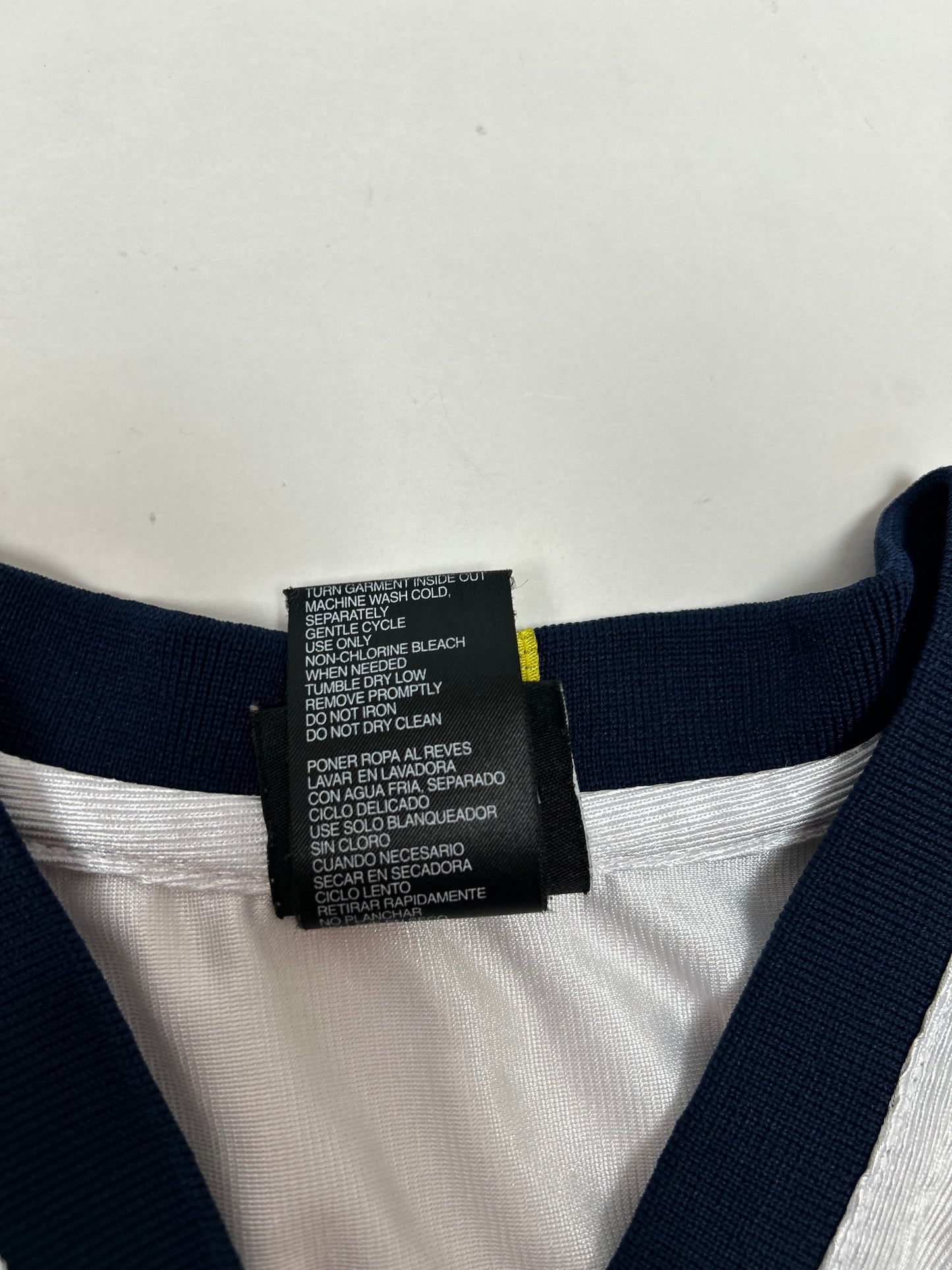 Vintage 00s Adidas Michigan Wolverines NCAA College Football  Jersey Youth Large 19x25.75/27.75 Inches